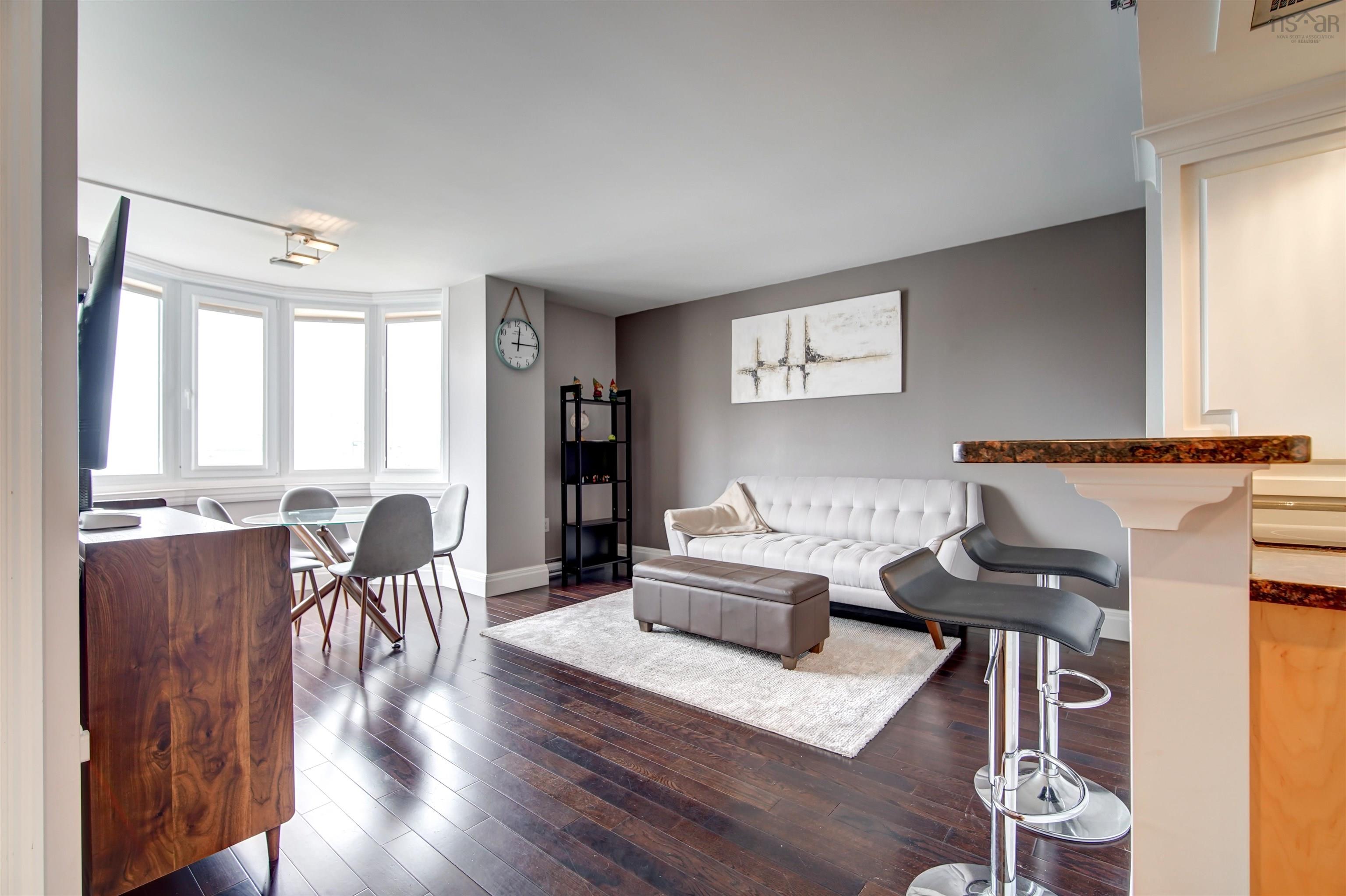 $354,900.00: 317 45 Vimy Avenue, Halifax