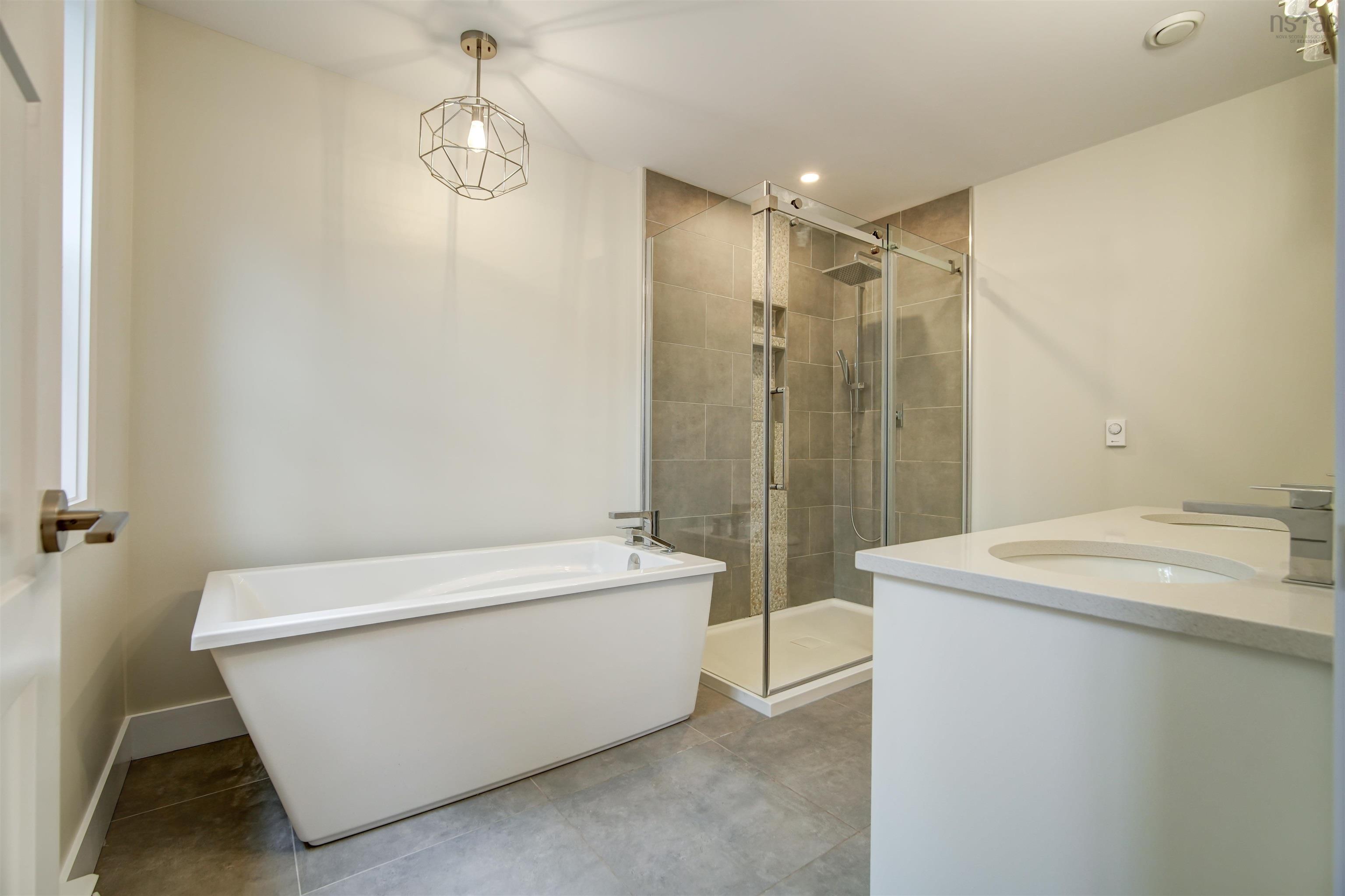 $799,900.00: 261 Midnight Run, Middle Sackville