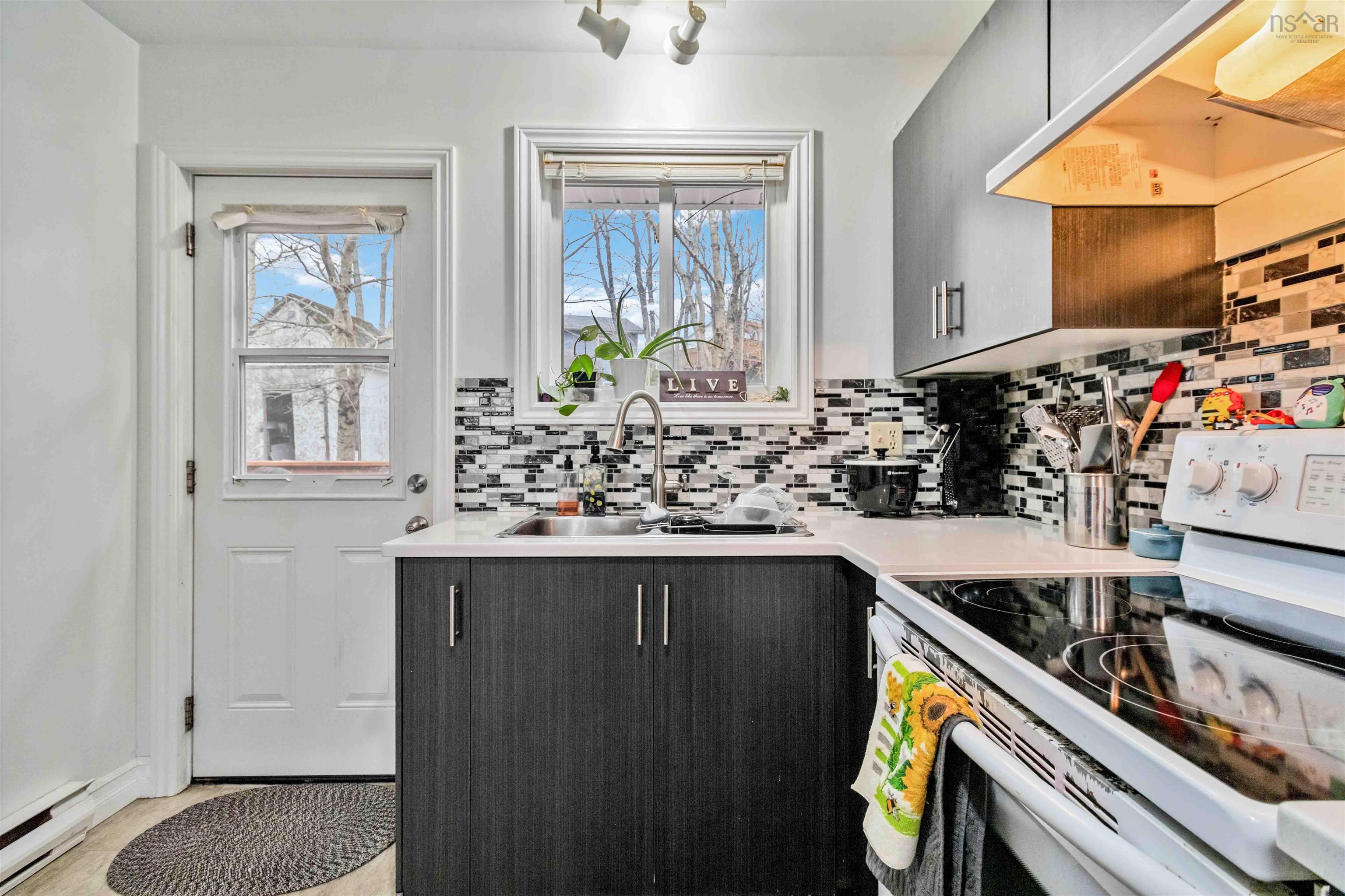 $415,000.00: 100 Nestor Crescent, Cole Harbour