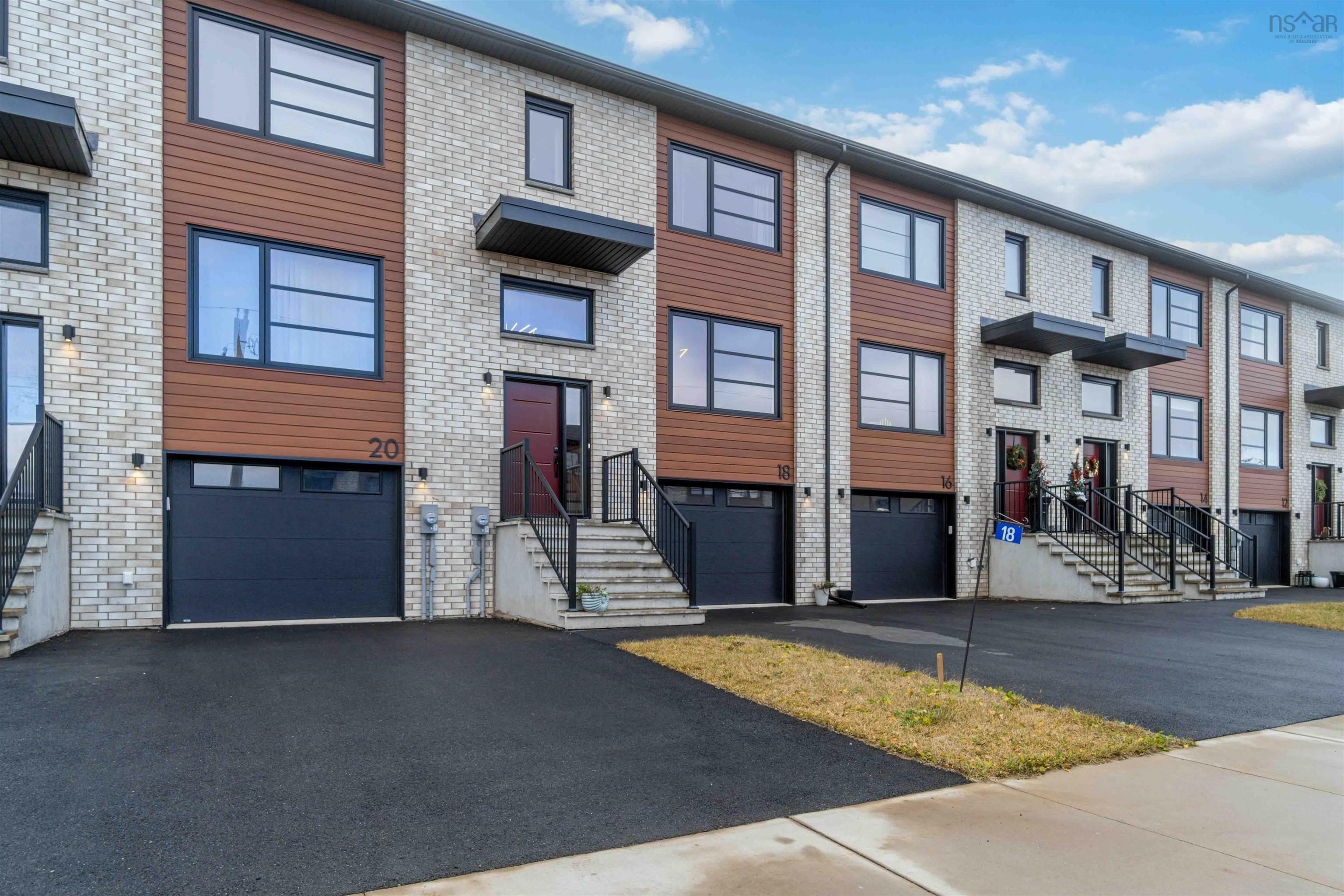 $519,900.00: 18 Glenn Drive, Lantz