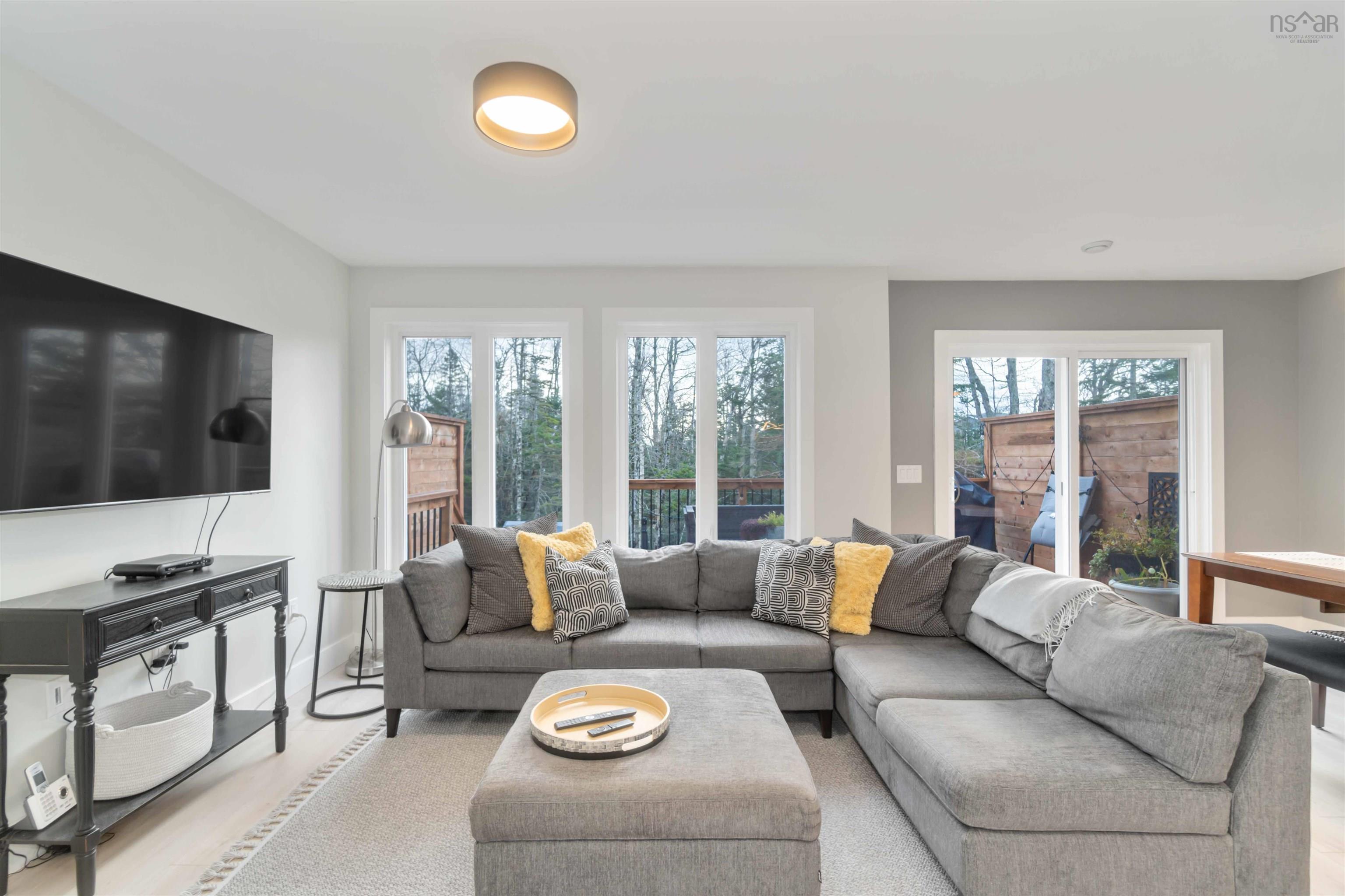 $519,900.00: 18 Glenn Drive, Lantz