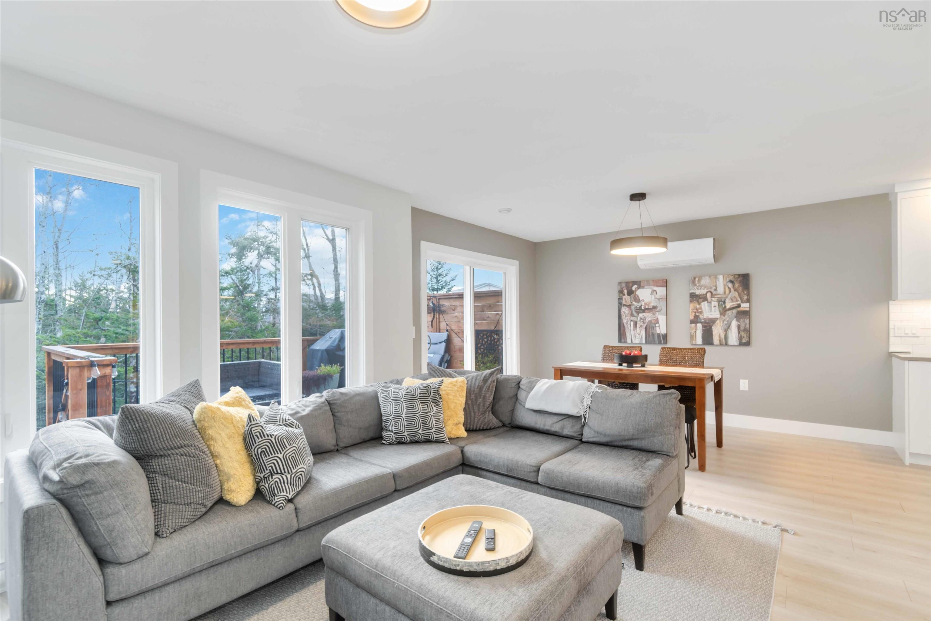 $519,900.00: 18 Glenn Drive, Lantz