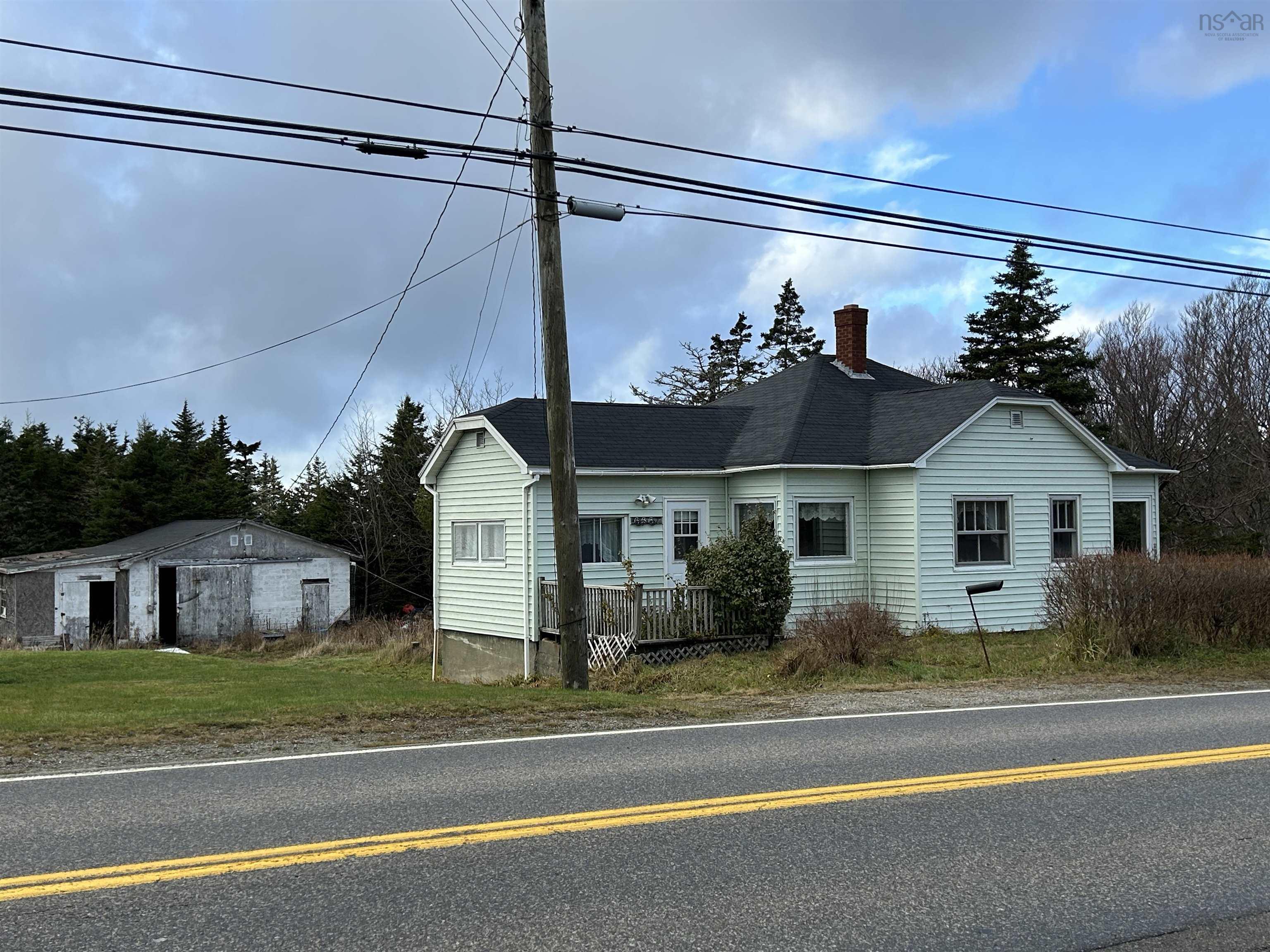 $159,000.00: 6667 Highway 3, Lower Woods Harbour