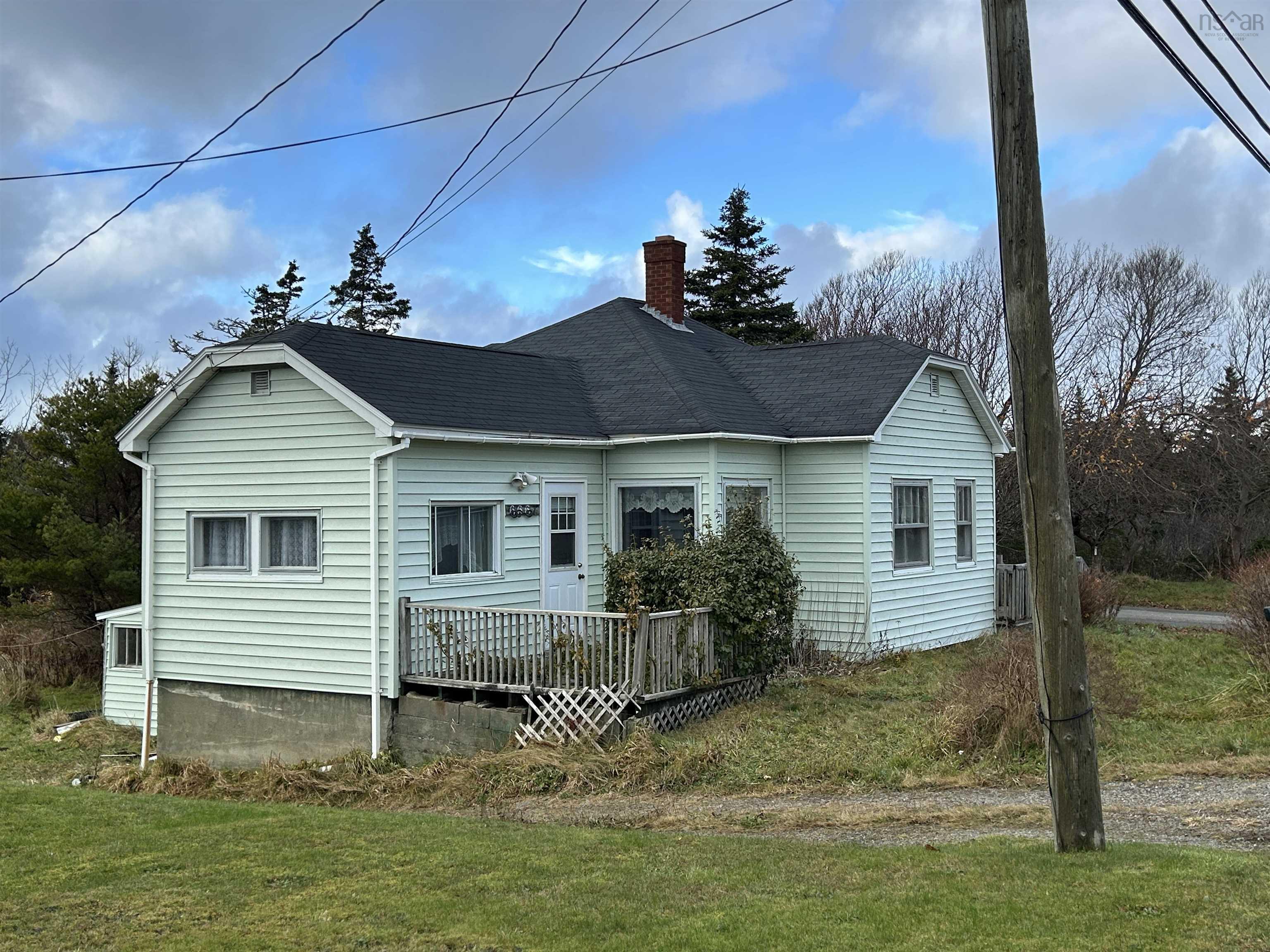 $159,000.00: 6667 Highway 3, Lower Woods Harbour