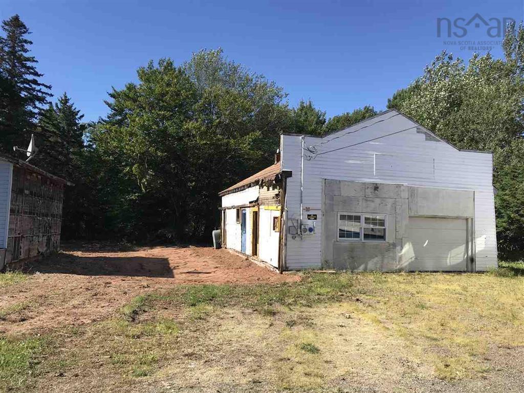 $79,000.00: 481 Pictou Road, Valley
