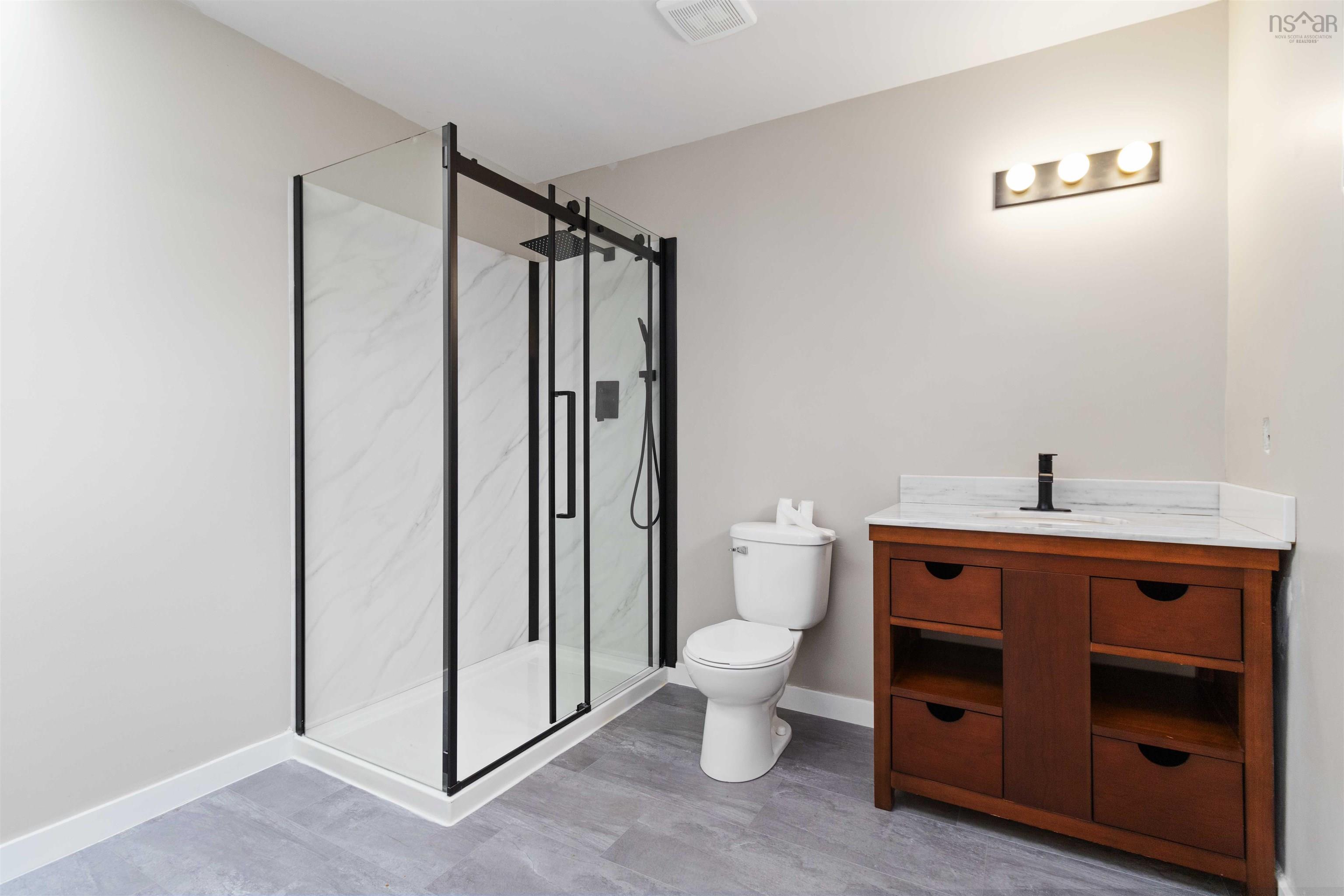 $549,900.00: 69 Rockingstone Road, Halifax