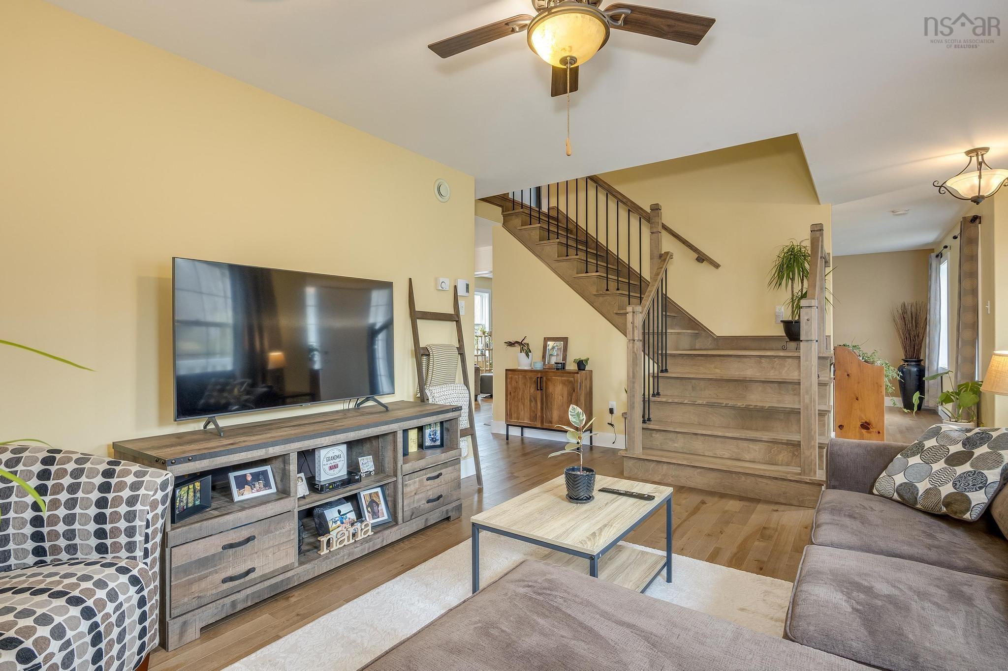 $689,900.00: 280 Pepperbush Court, Middle Sackville