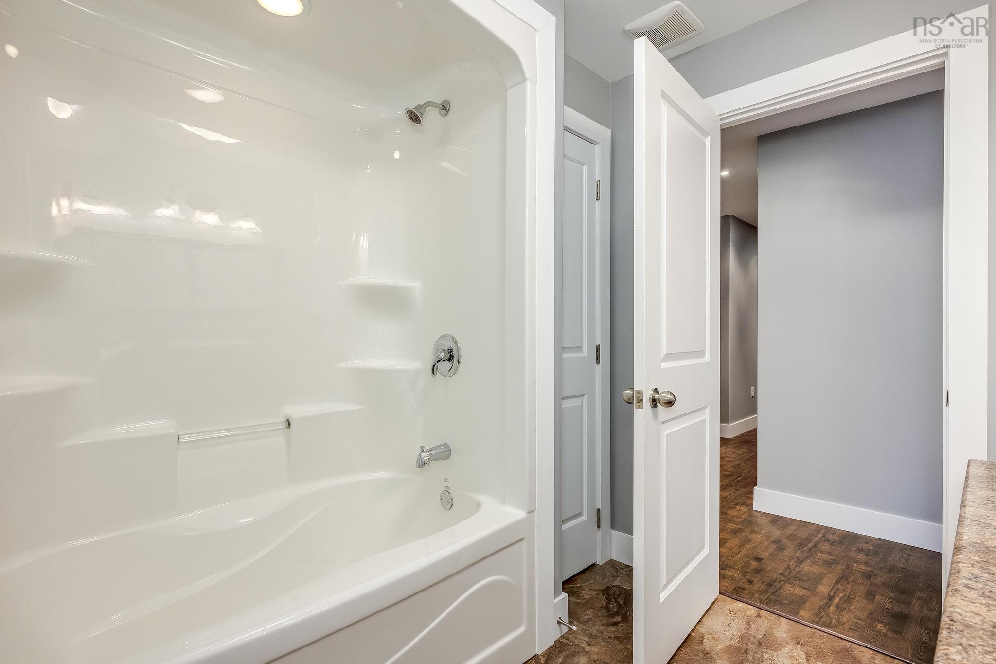 $689,900.00: 280 Pepperbush Court, Middle Sackville