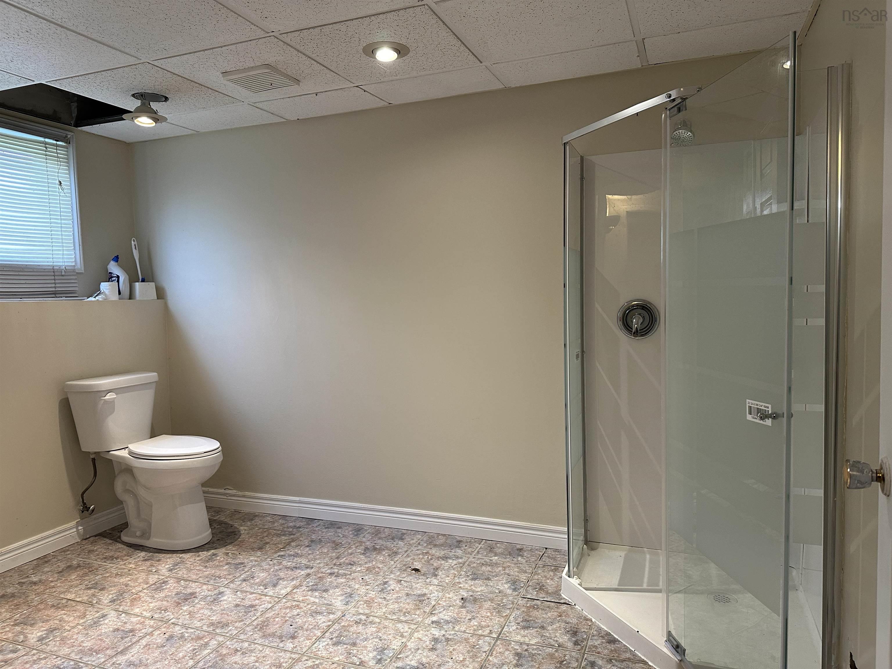 $325,000.00: 1182 Elgin Road, Elgin