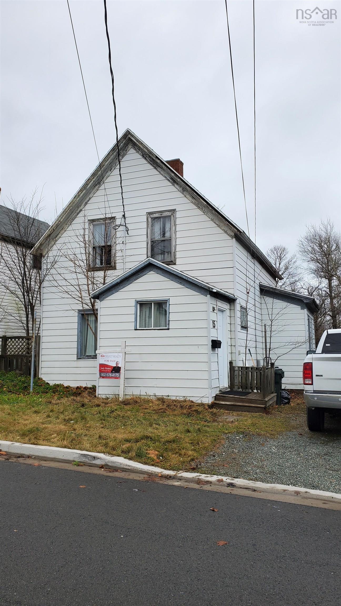 $69,900.00: 15 Fletcher Street, Glace Bay