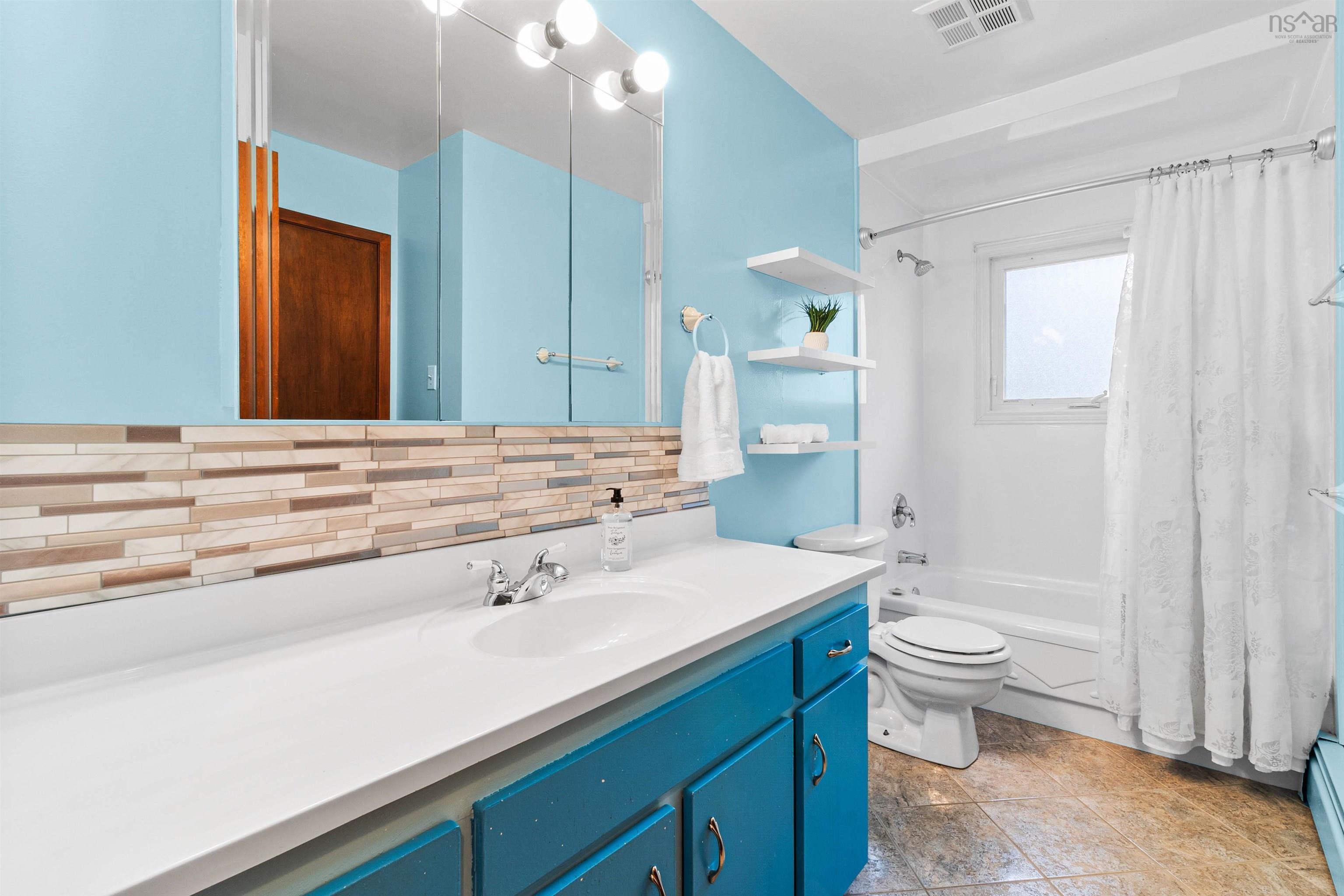 $489,900.00: 56 Denneb Crescent, Lower Sackville