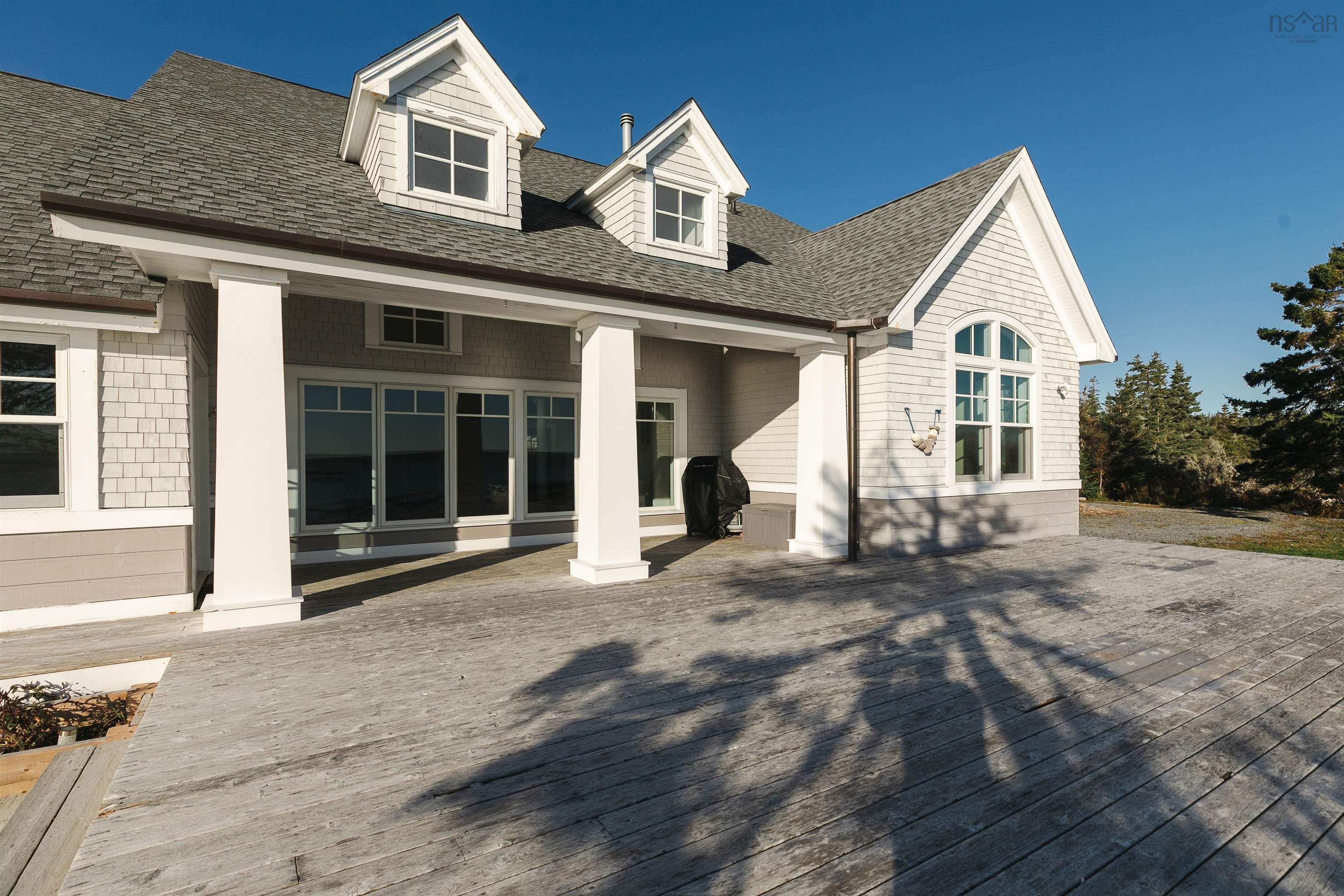 $1,319,000.00: 203 White Point Run, Northwest Cove