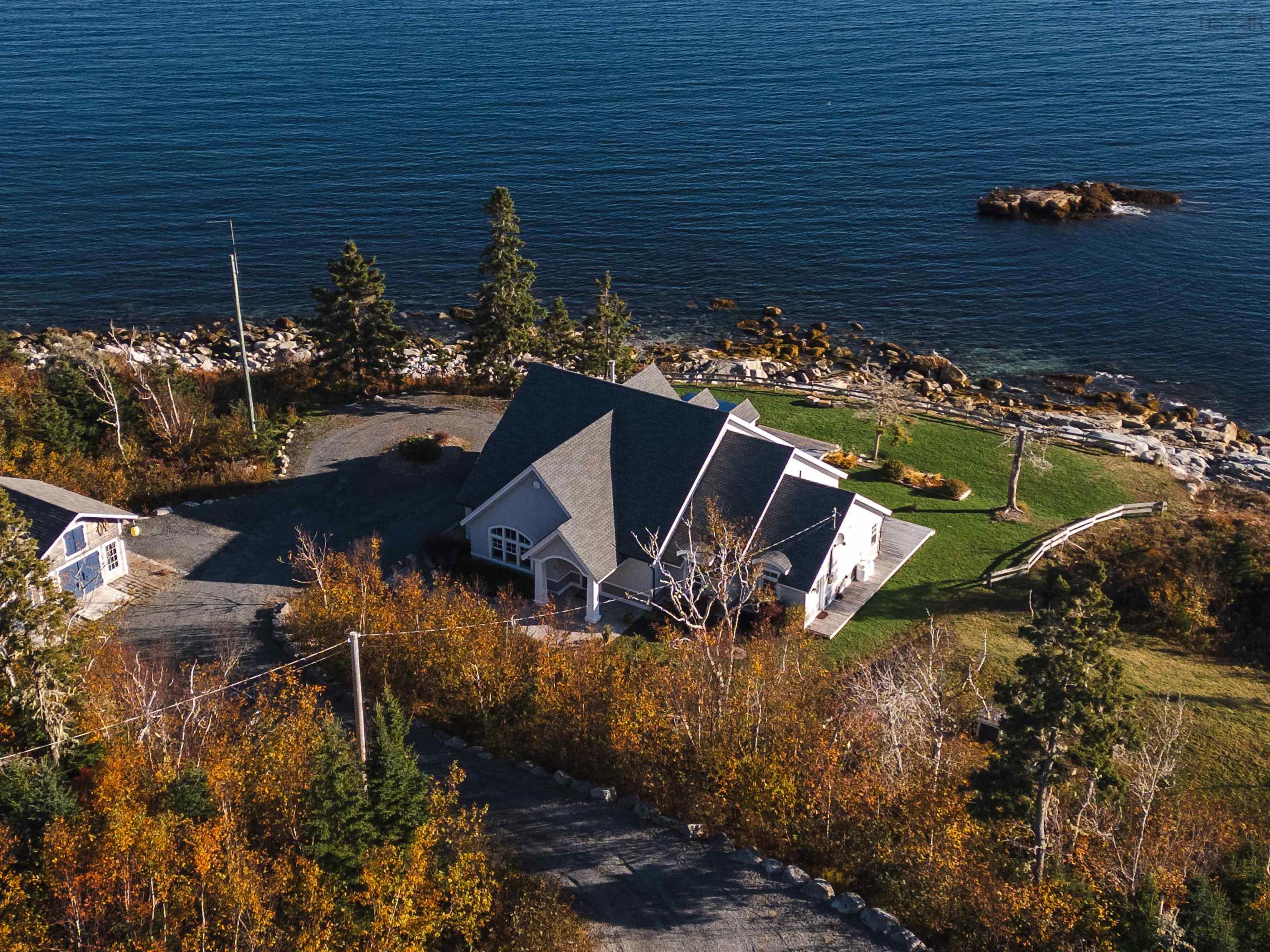$1,319,000.00: 203 White Point Run, Northwest Cove