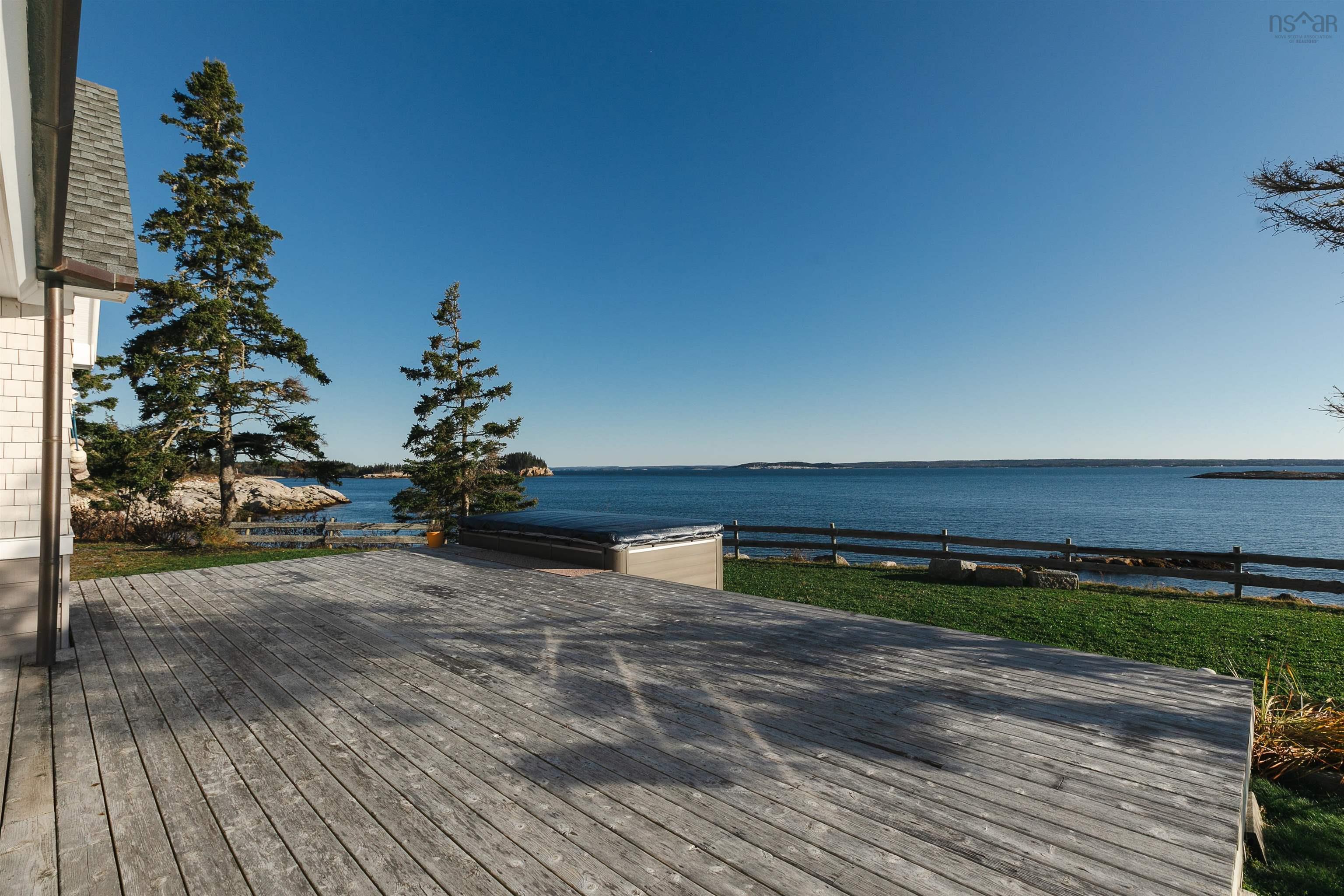 $1,319,000.00: 203 White Point Run, Northwest Cove
