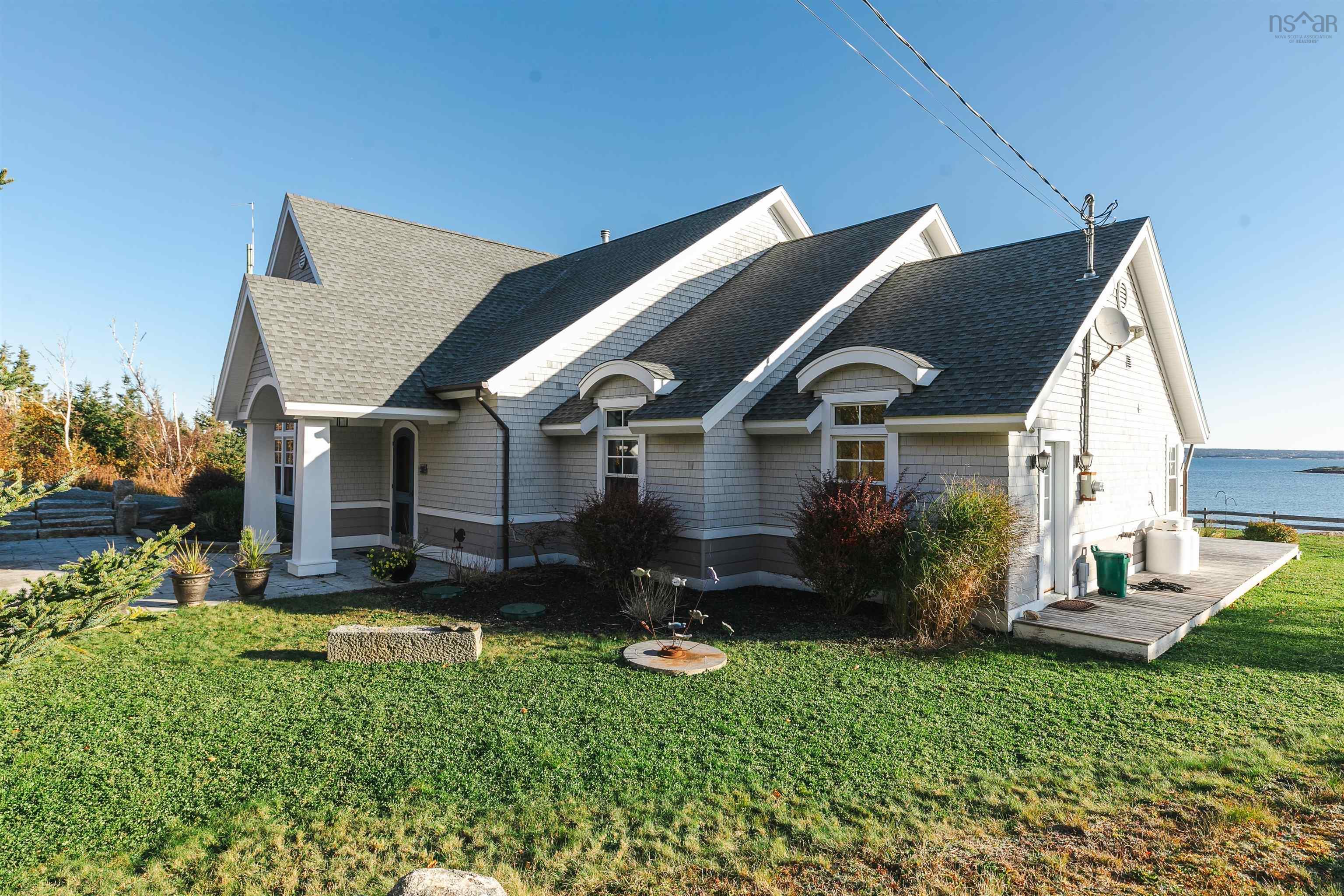 $1,319,000.00: 203 White Point Run, Northwest Cove