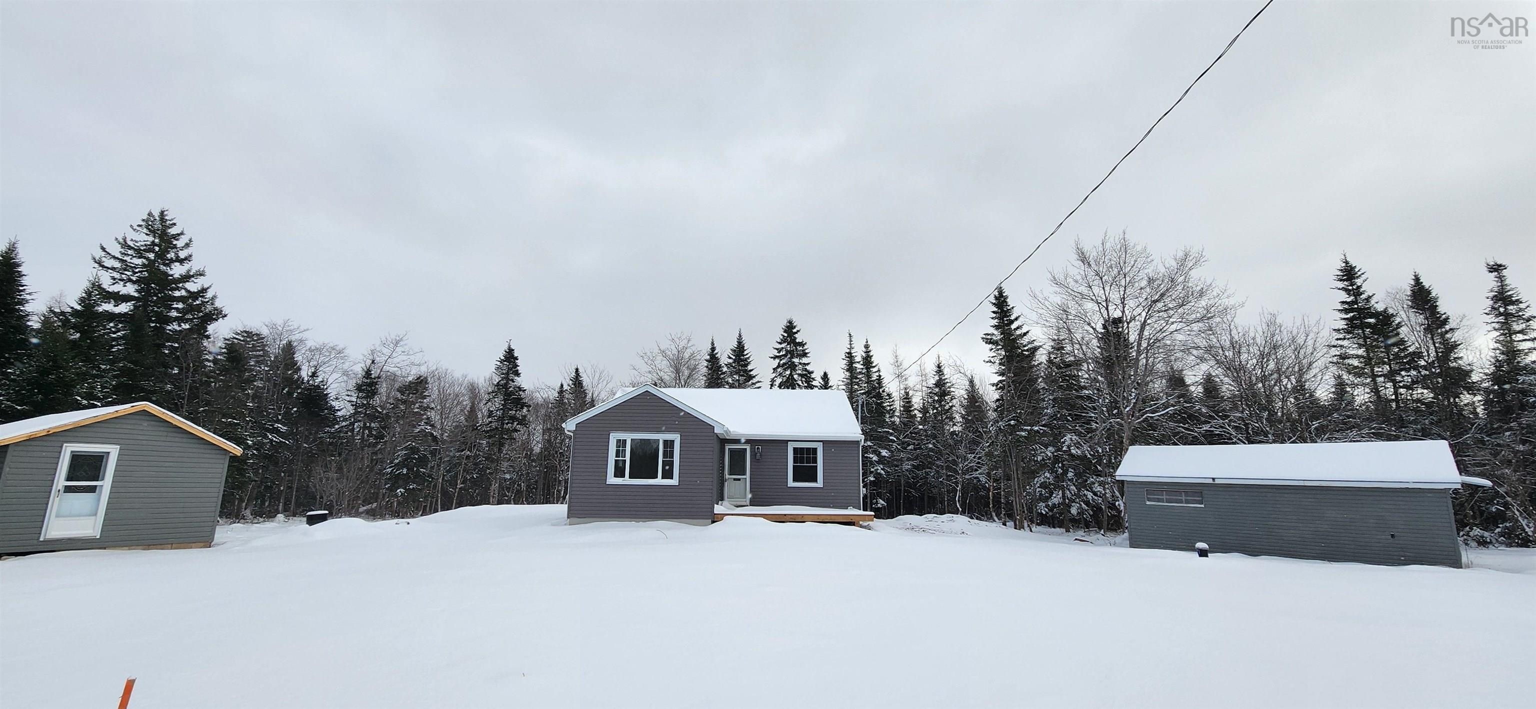 $359,900.00: 3617 Old Guysborough Road, Devon