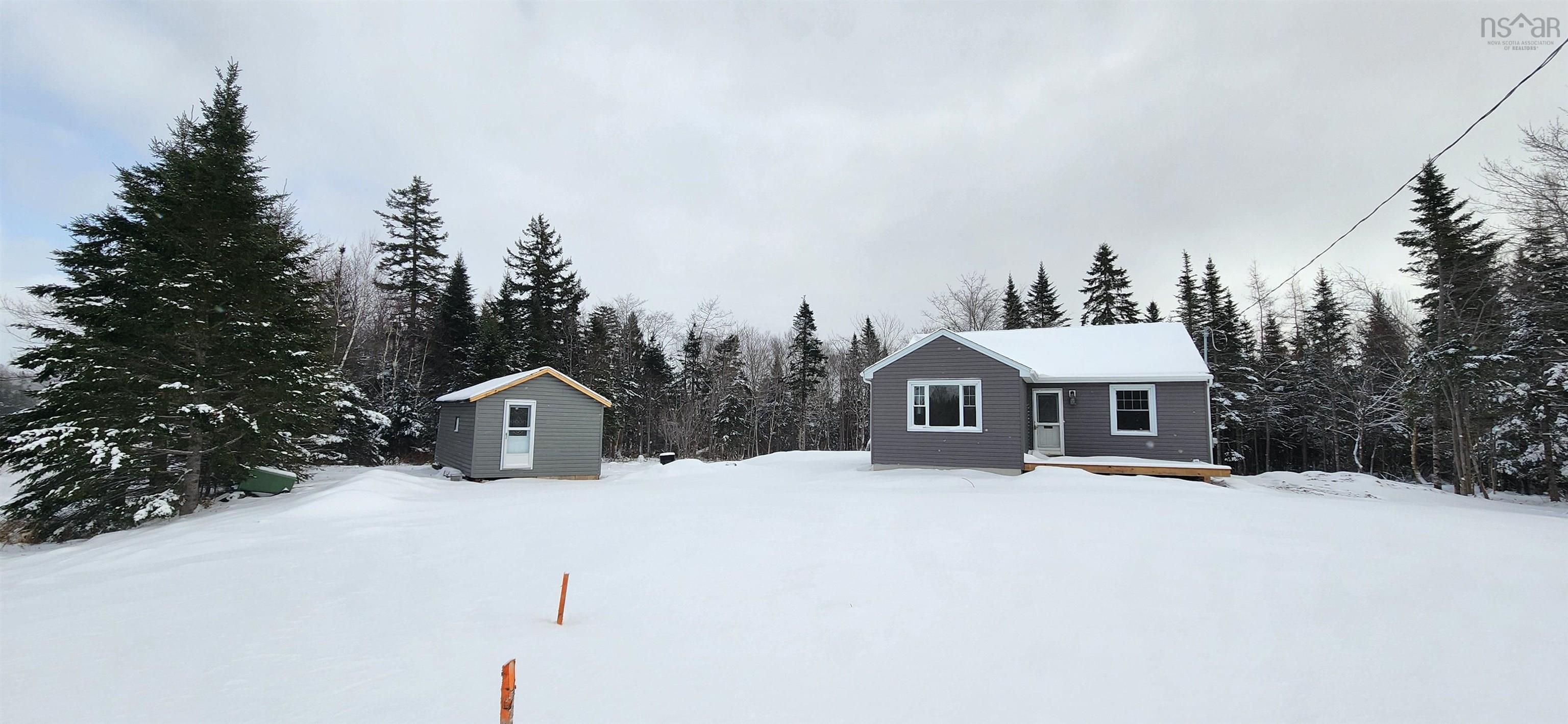 $359,900.00: 3617 Old Guysborough Road, Devon