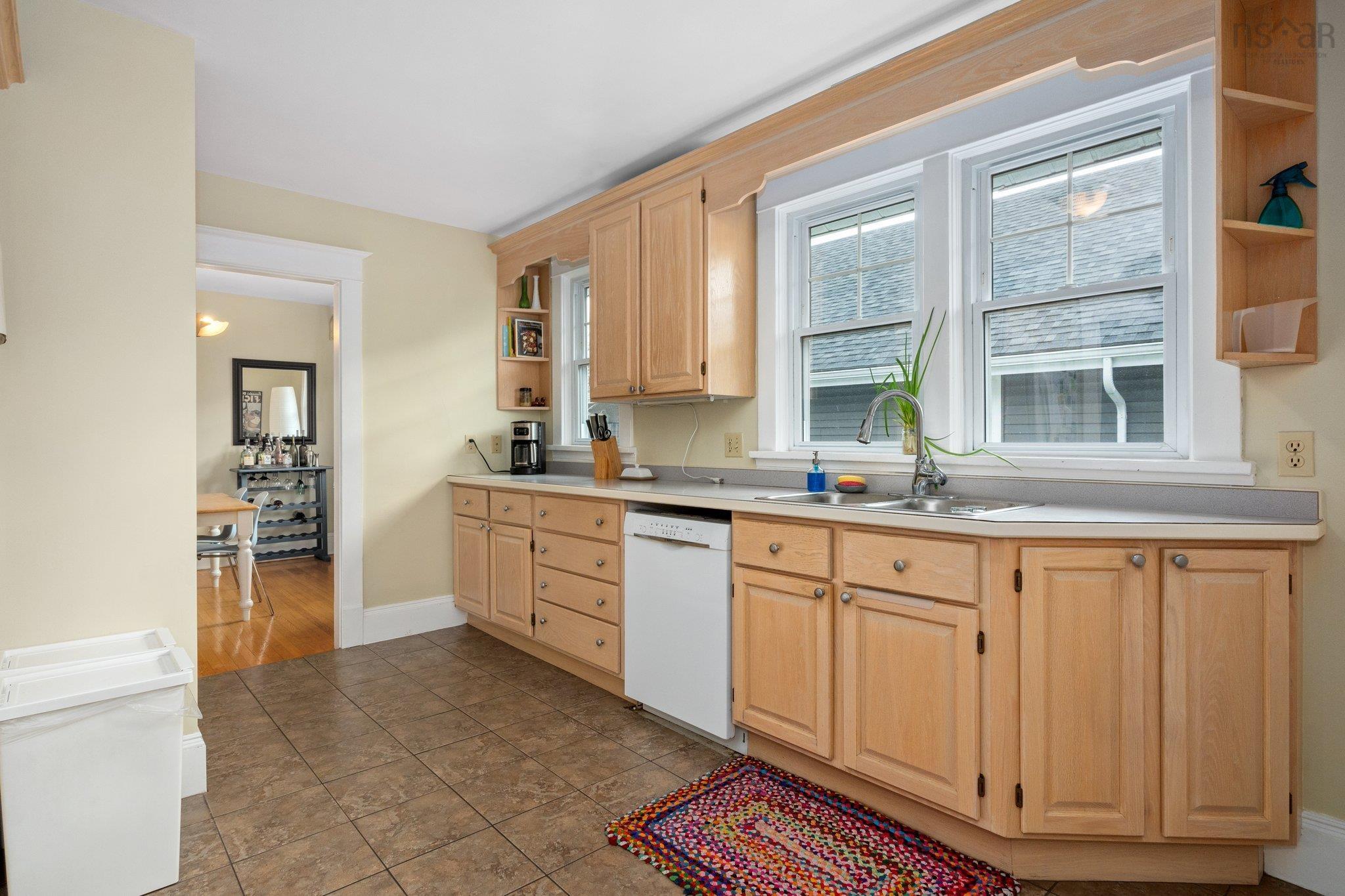 $1,200,000.00: 1952 1954 Beech Street, Halifax