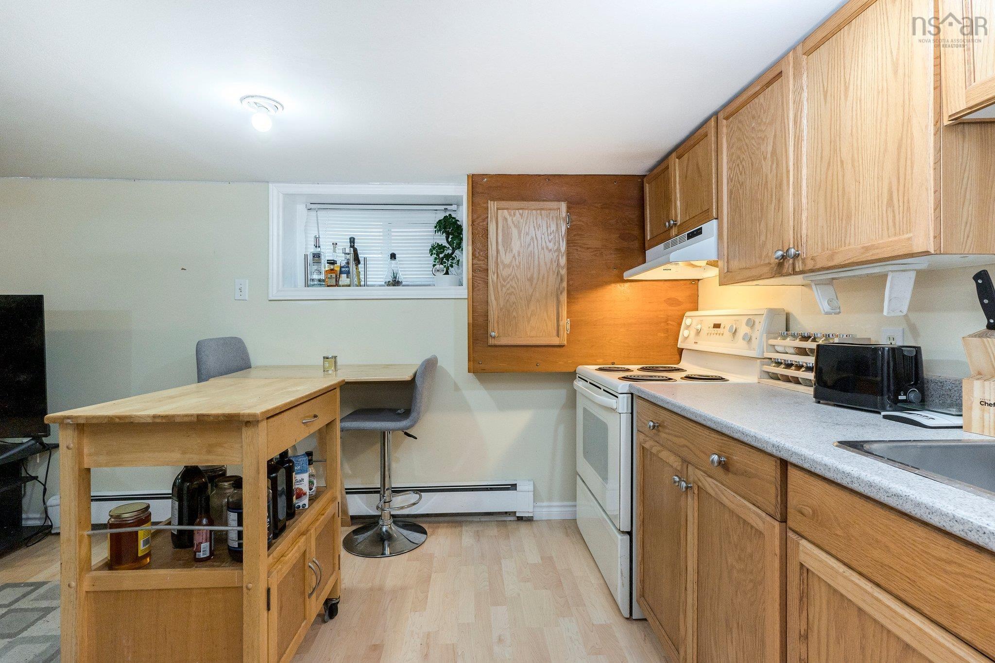 $1,200,000.00: 1952 1954 Beech Street, Halifax