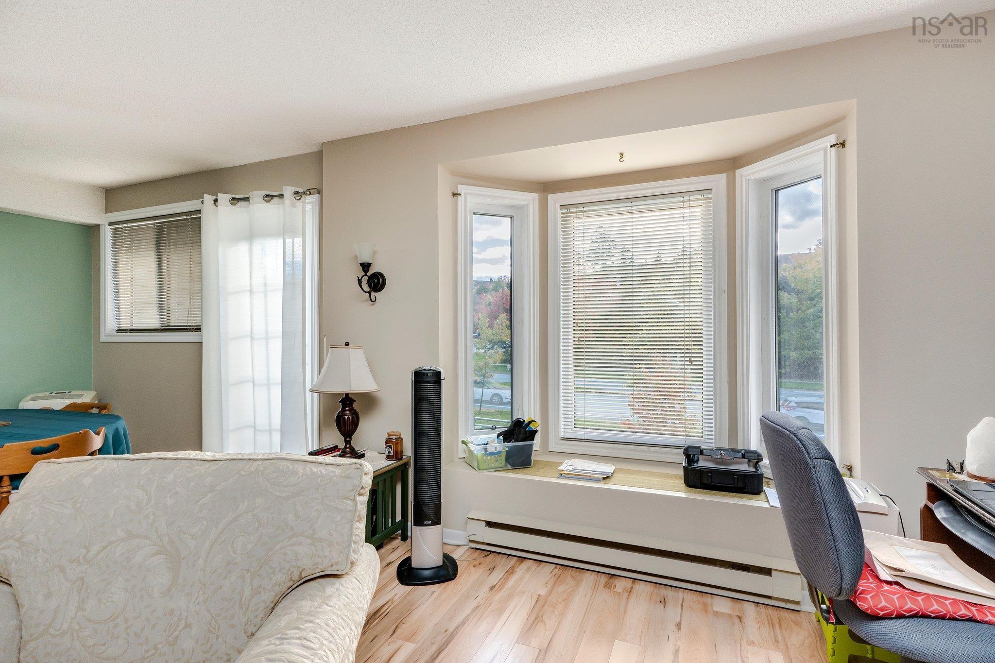 $369,900.00: 206 15 Knightsridge Drive, Halifax