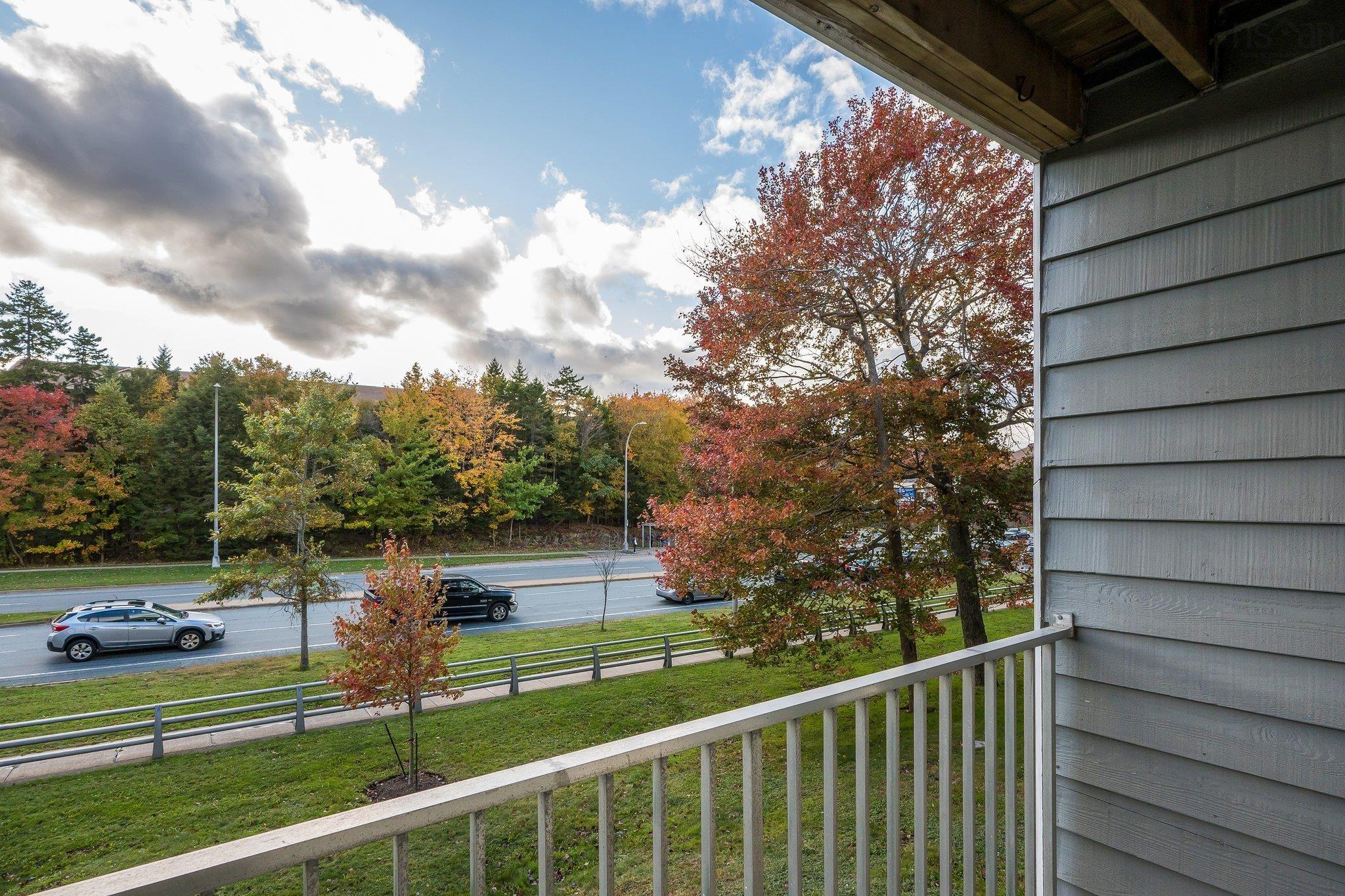 $369,900.00: 206 15 Knightsridge Drive, Halifax