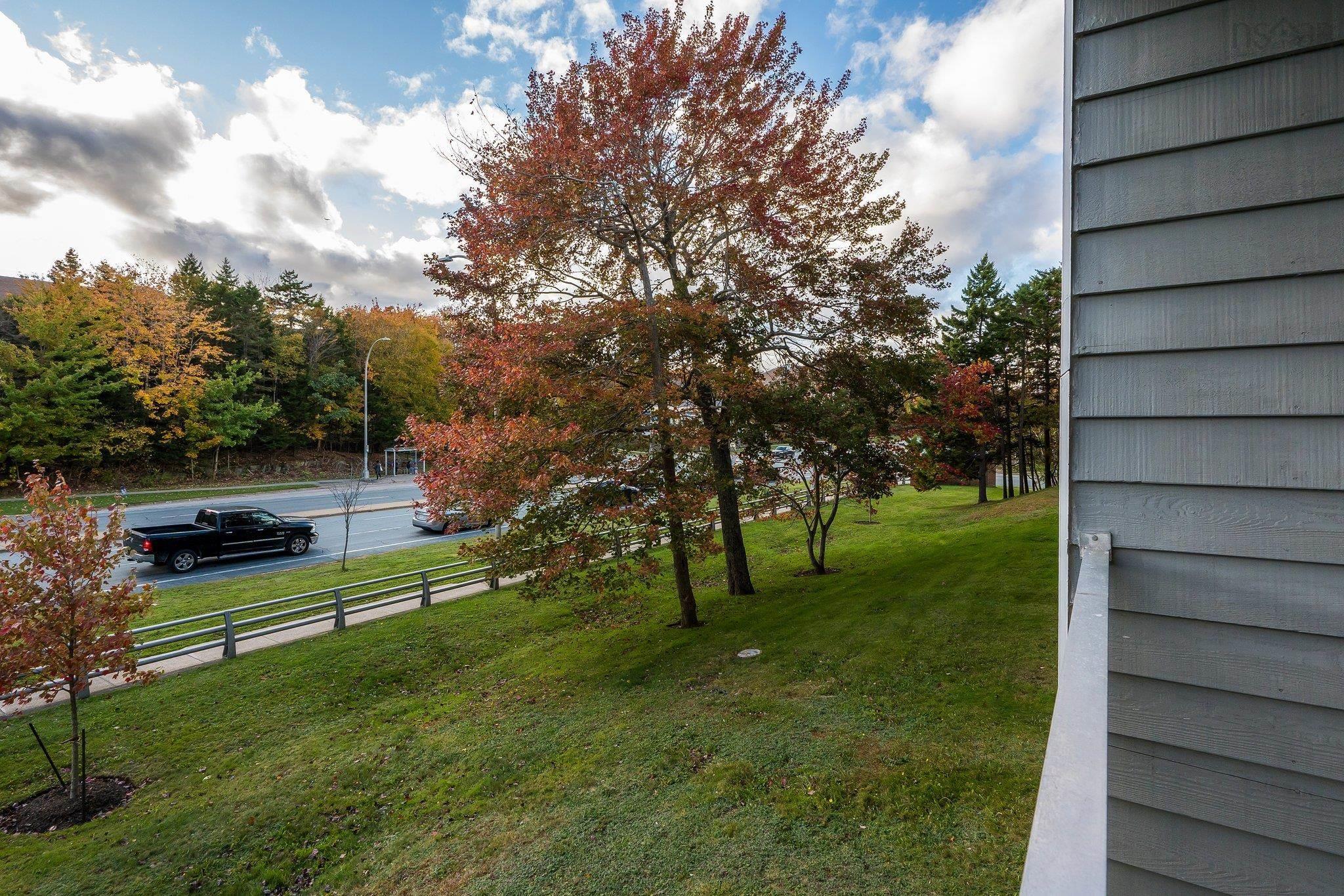 $369,900.00: 206 15 Knightsridge Drive, Halifax