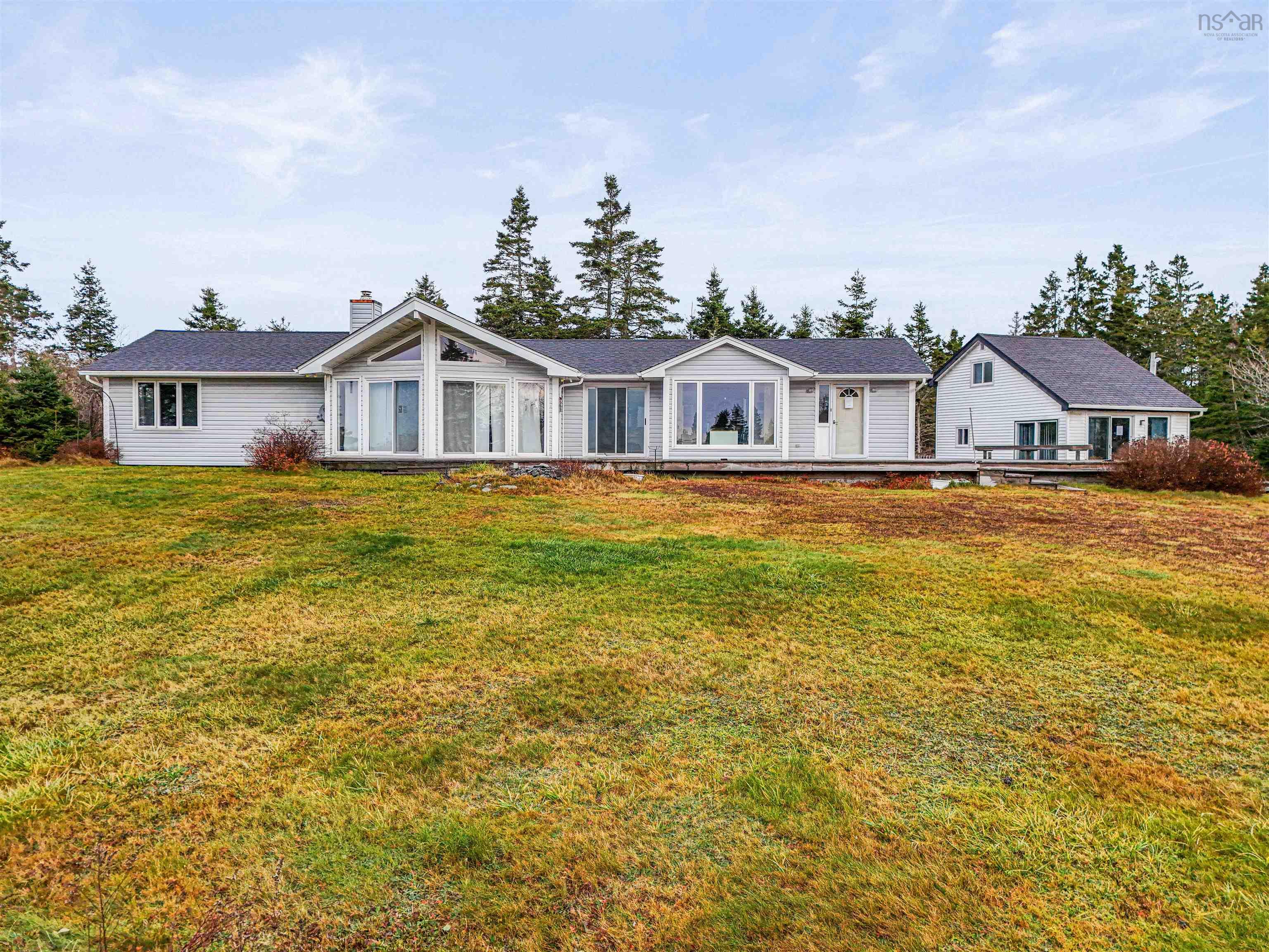$510,000.00: 304 Smileys Point Road, Port Dufferin