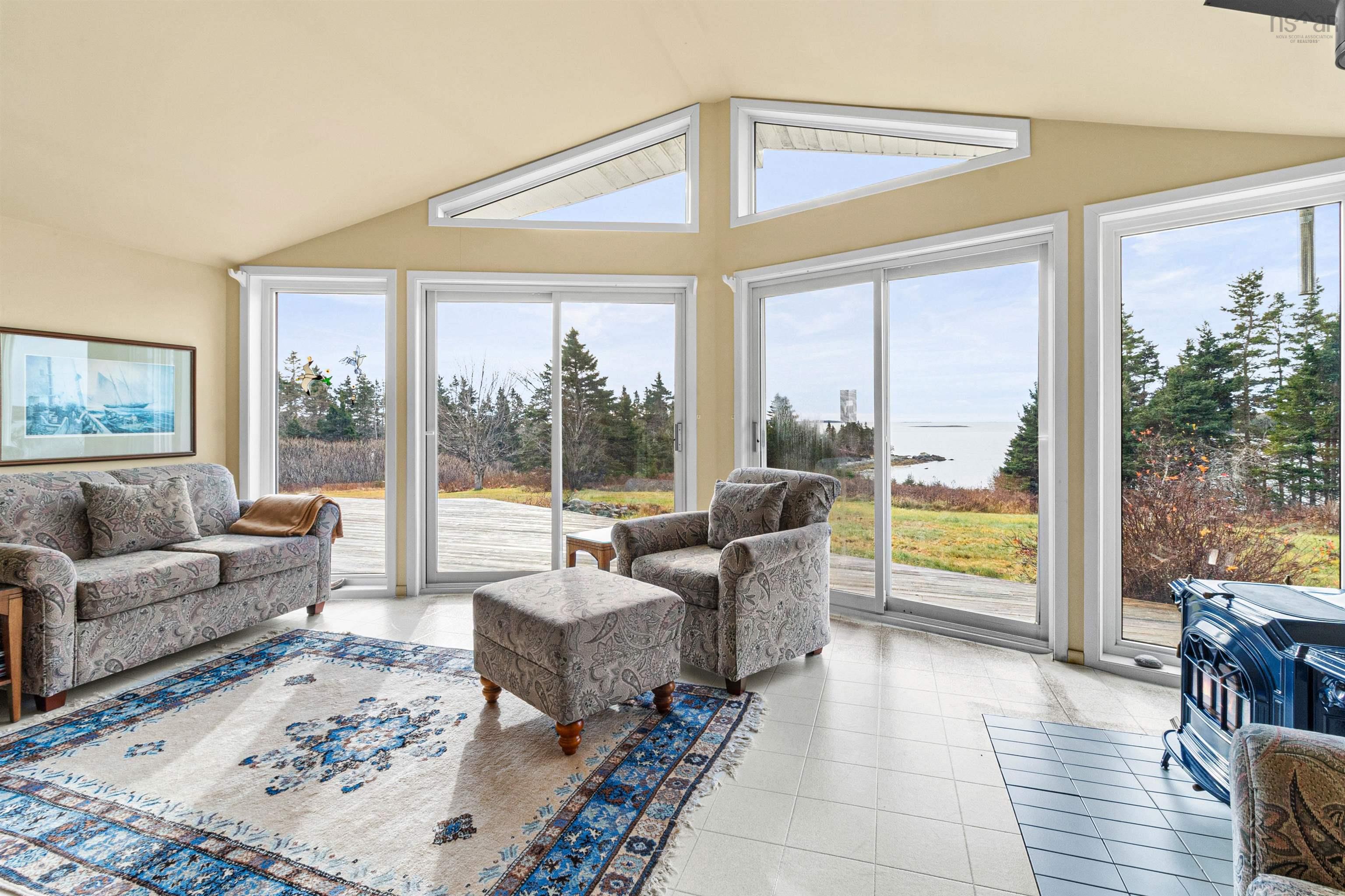 $510,000.00: 304 Smileys Point Road, Port Dufferin