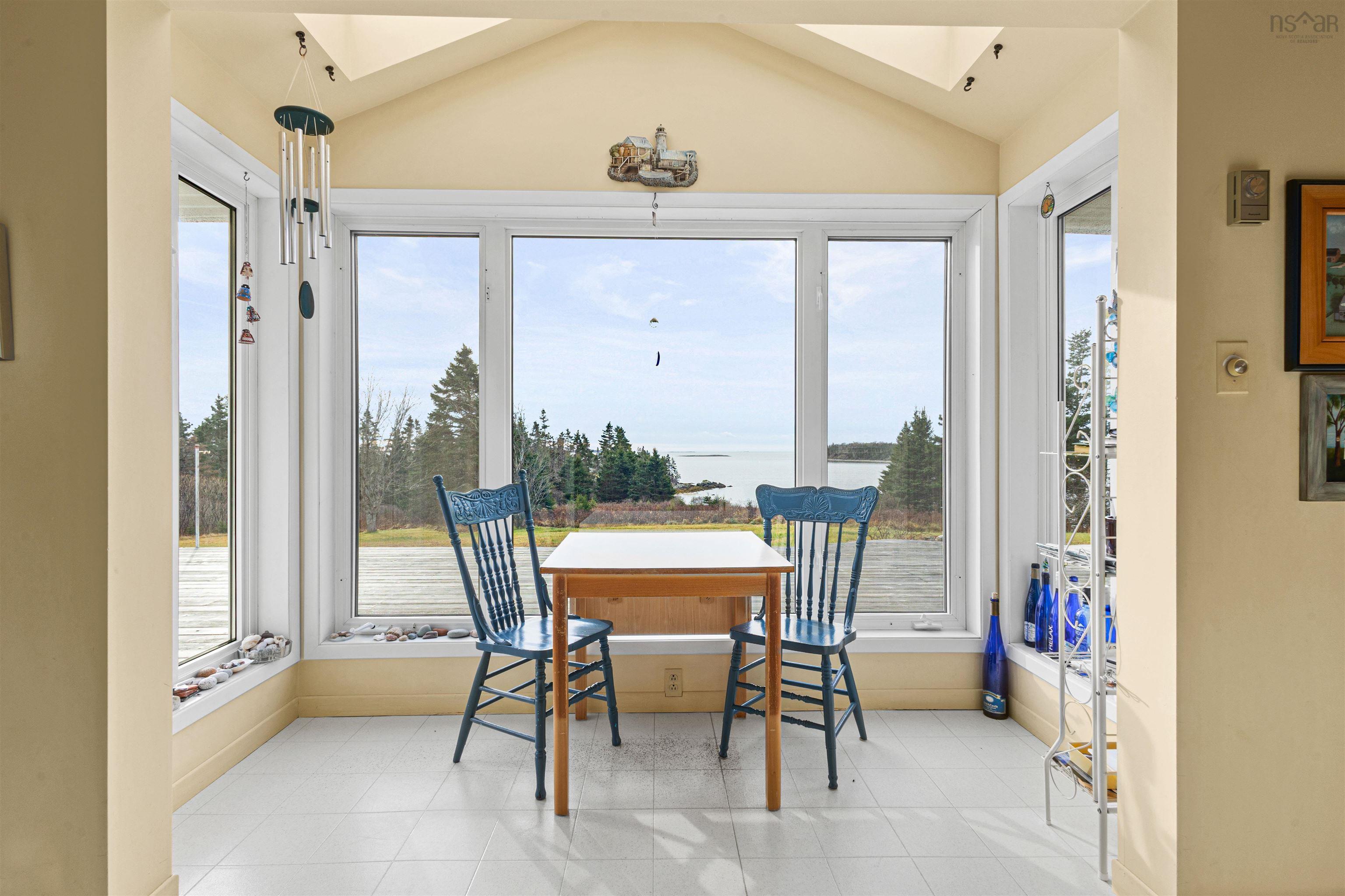 $510,000.00: 304 Smileys Point Road, Port Dufferin