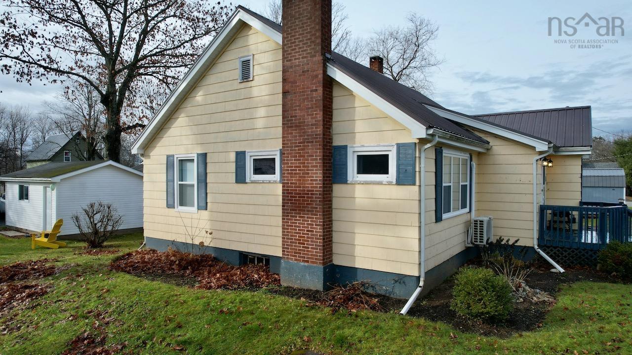 $239,500.00: 10 Rideau Street, Oxford