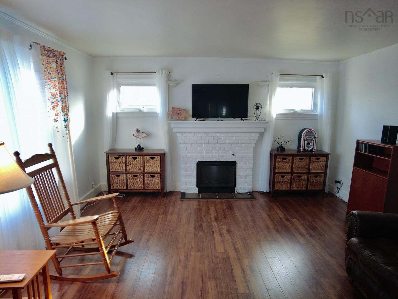 $239,500.00: 10 Rideau Street, Oxford
