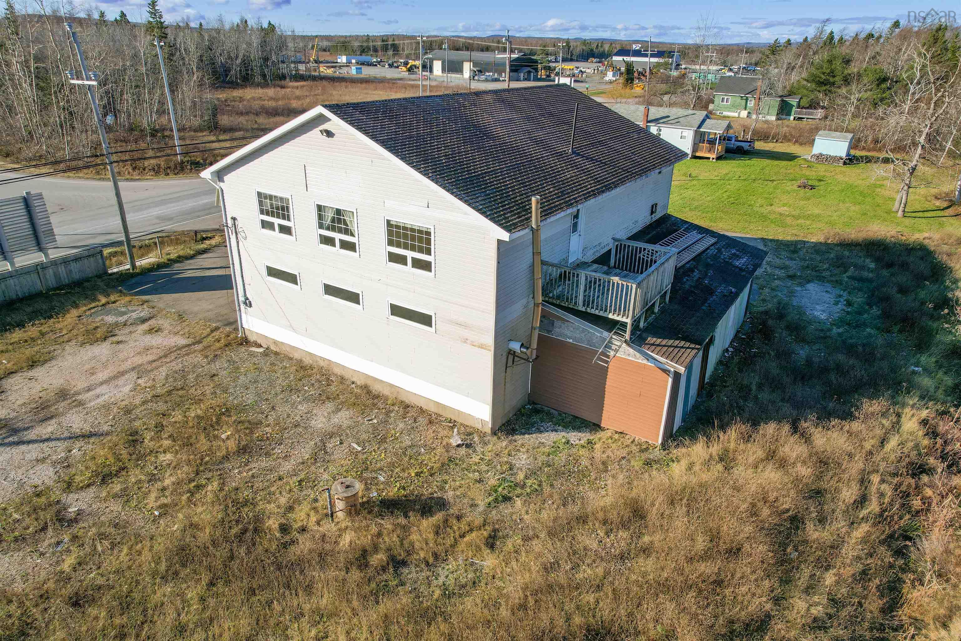 $369,000.00: 744 Keltic Drive, Point Edward