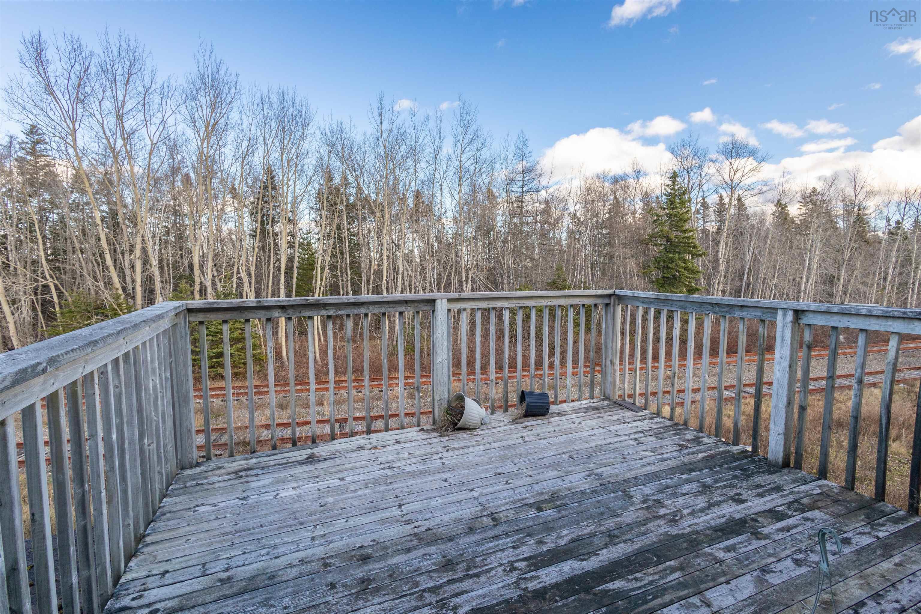 $369,000.00: 744 Keltic Drive, Point Edward