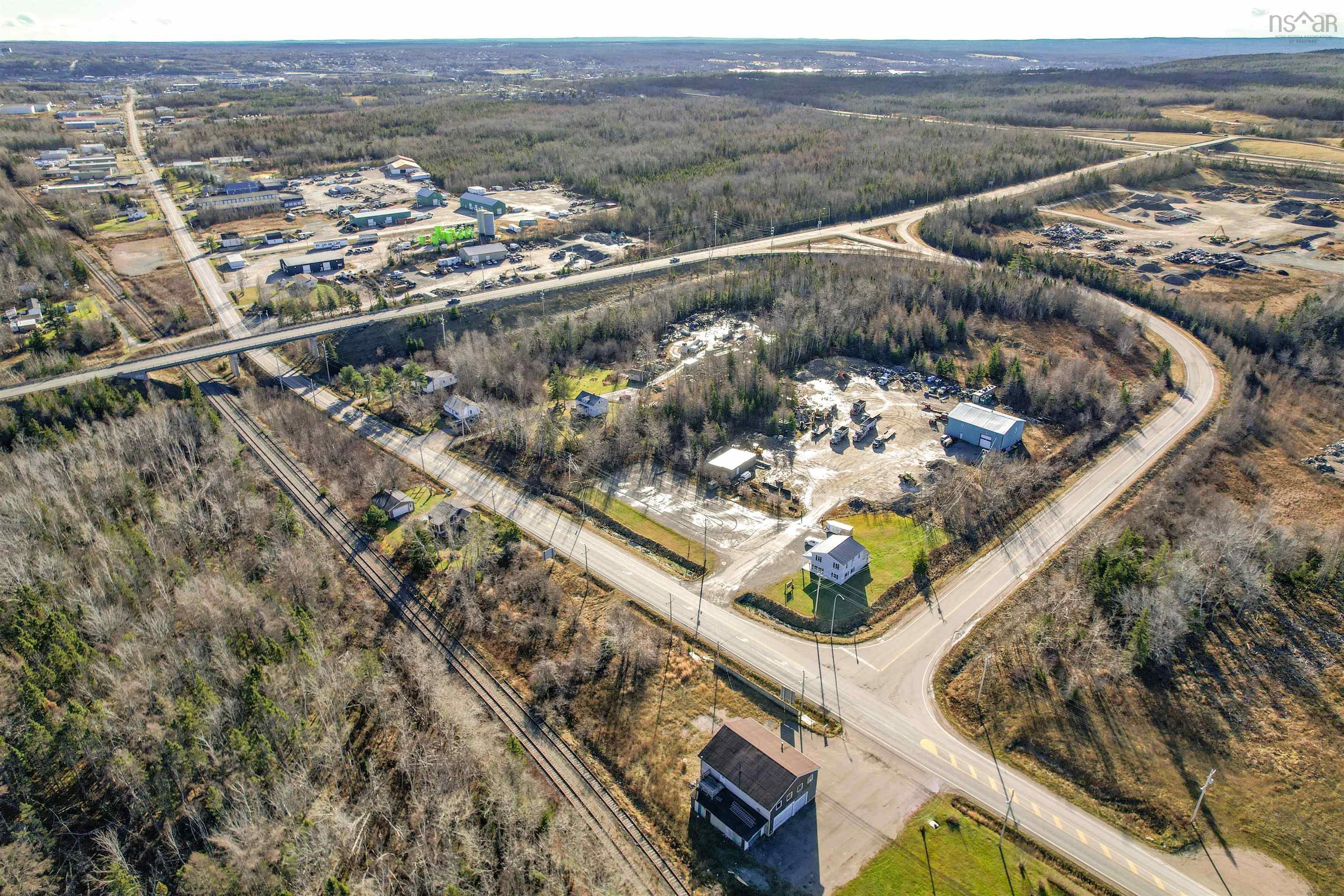 $369,000.00: 744 Keltic Drive, Point Edward