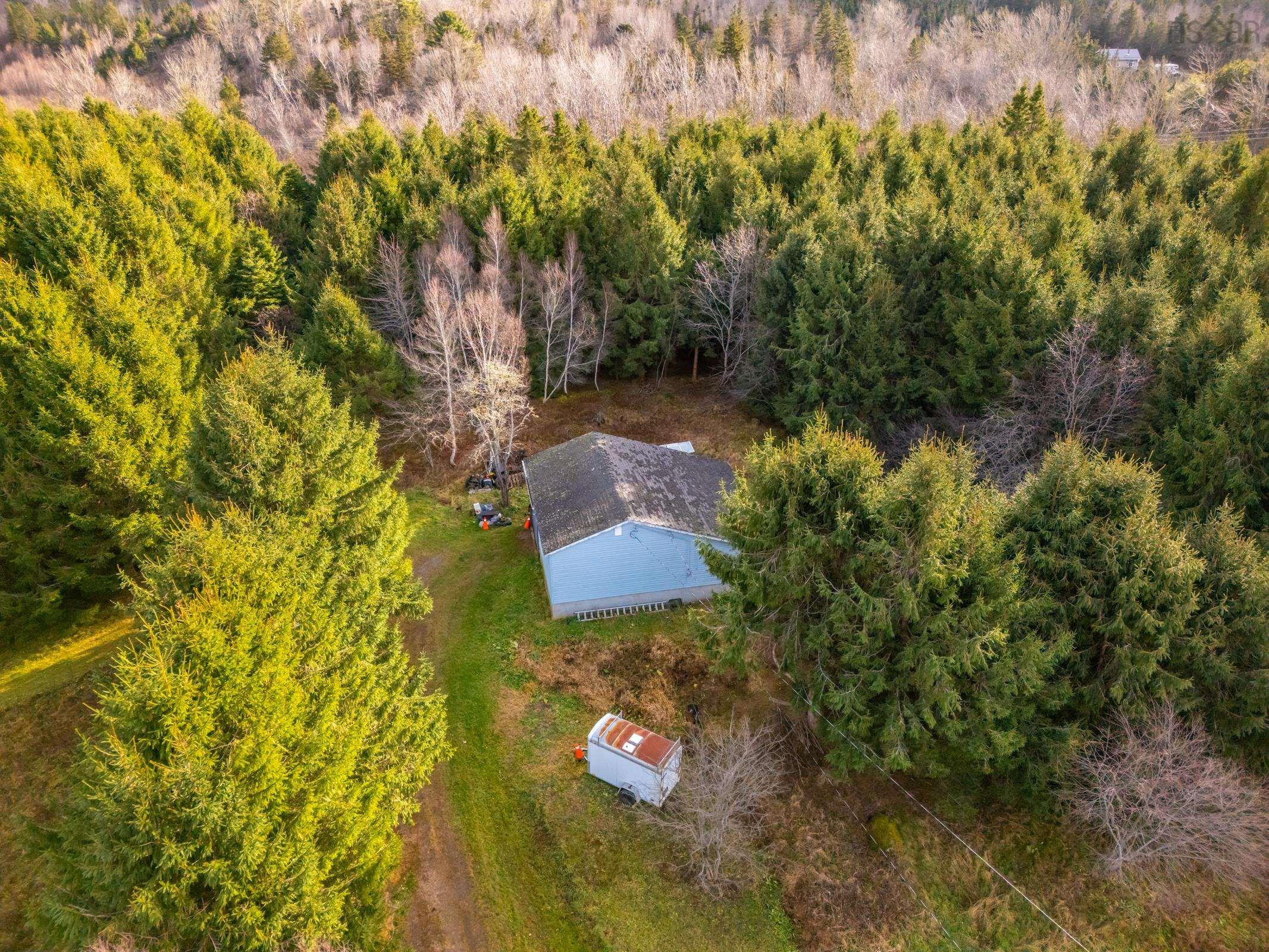 $249,900.00: 1302 Highway 201, Round Hill