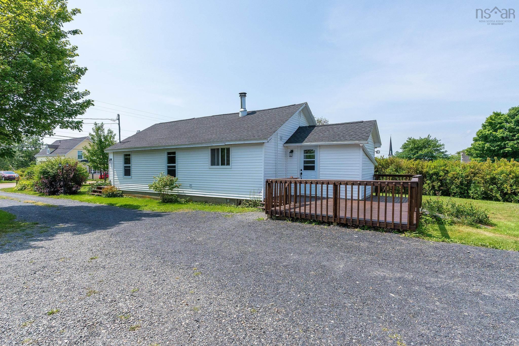 $214,900.00: 959 2 Highway, Five Islands