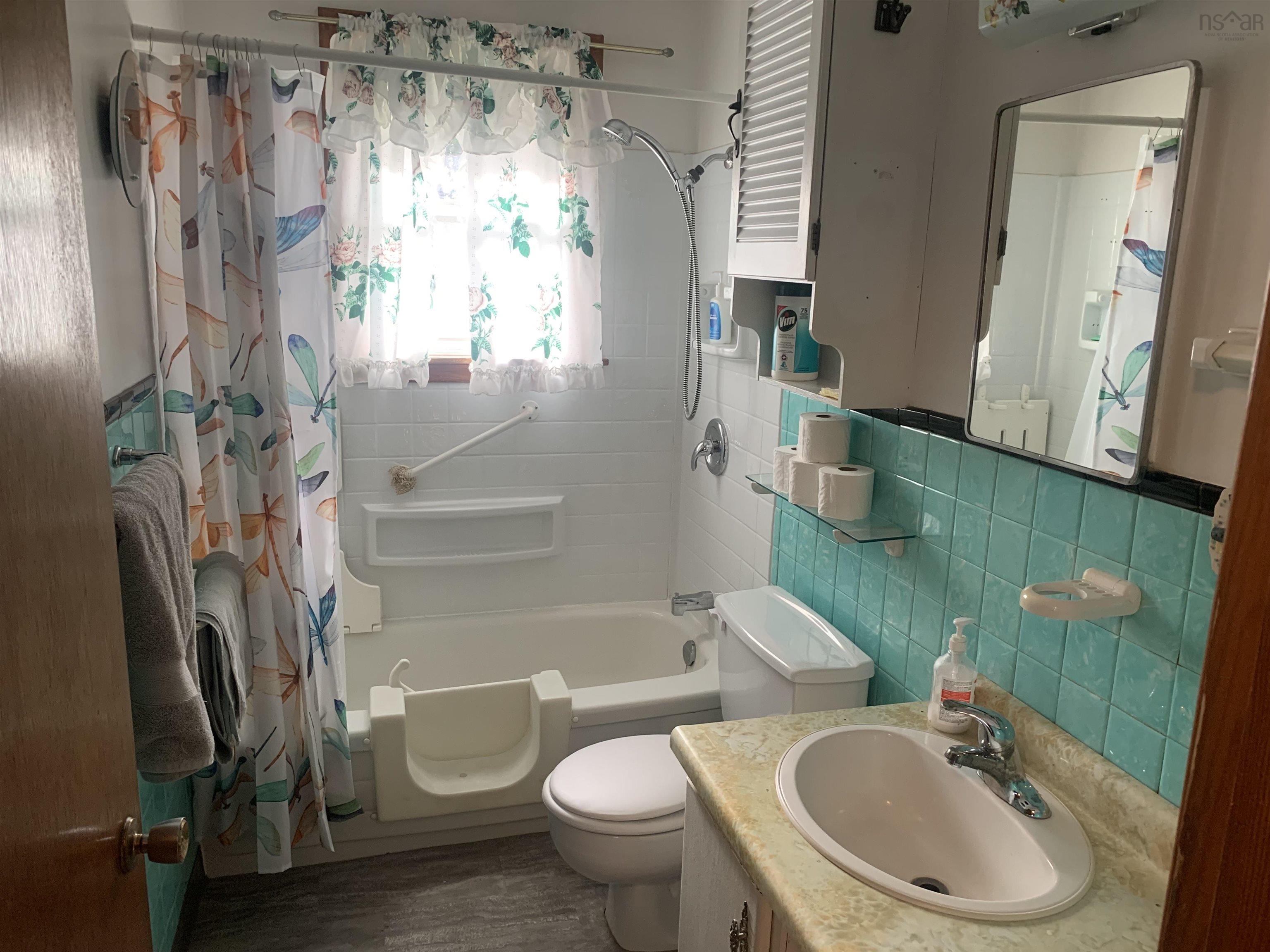 $275,000.00: 355 St. Phillips Street, Bridgewater