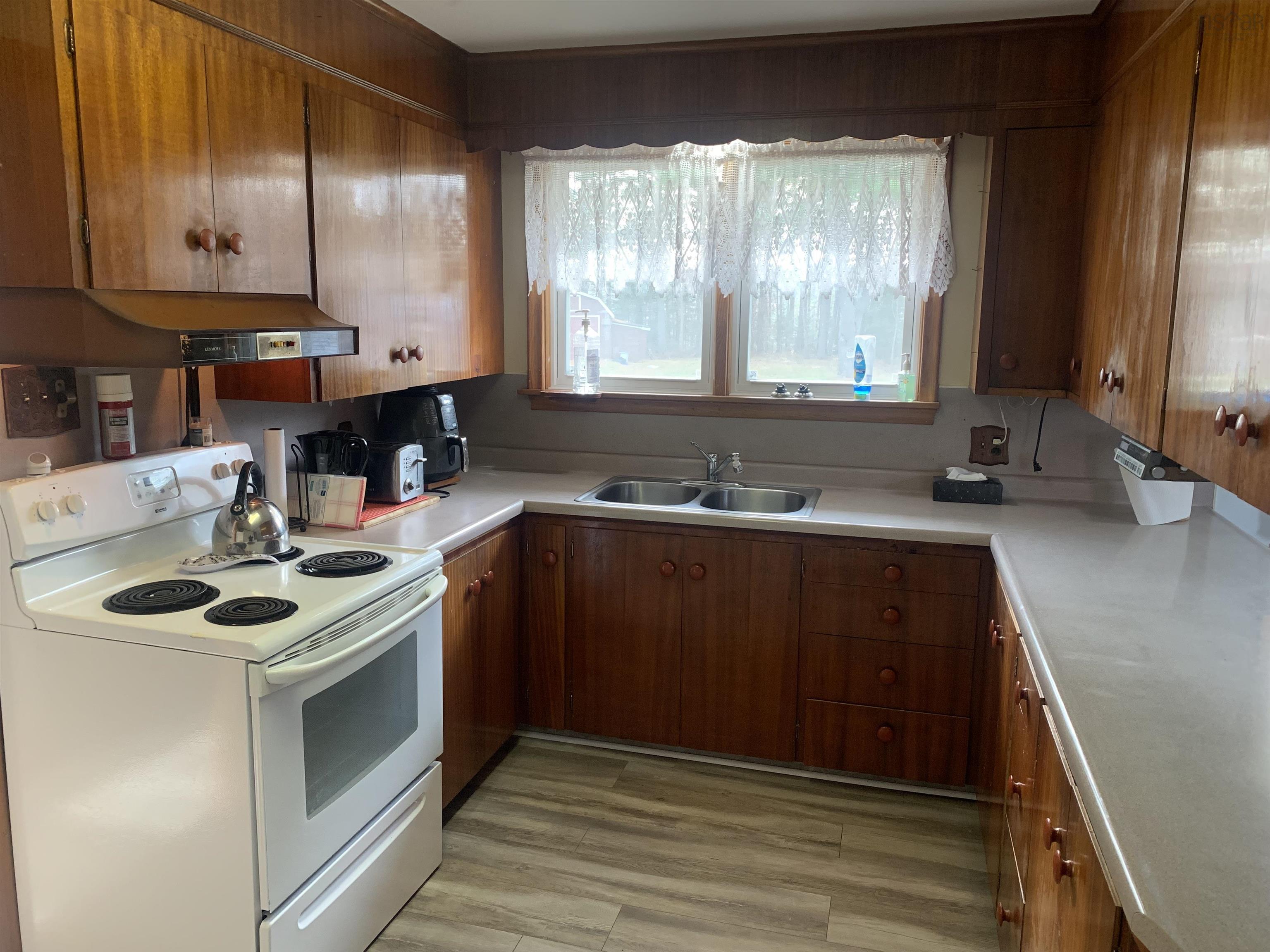 $275,000.00: 355 St. Phillips Street, Bridgewater