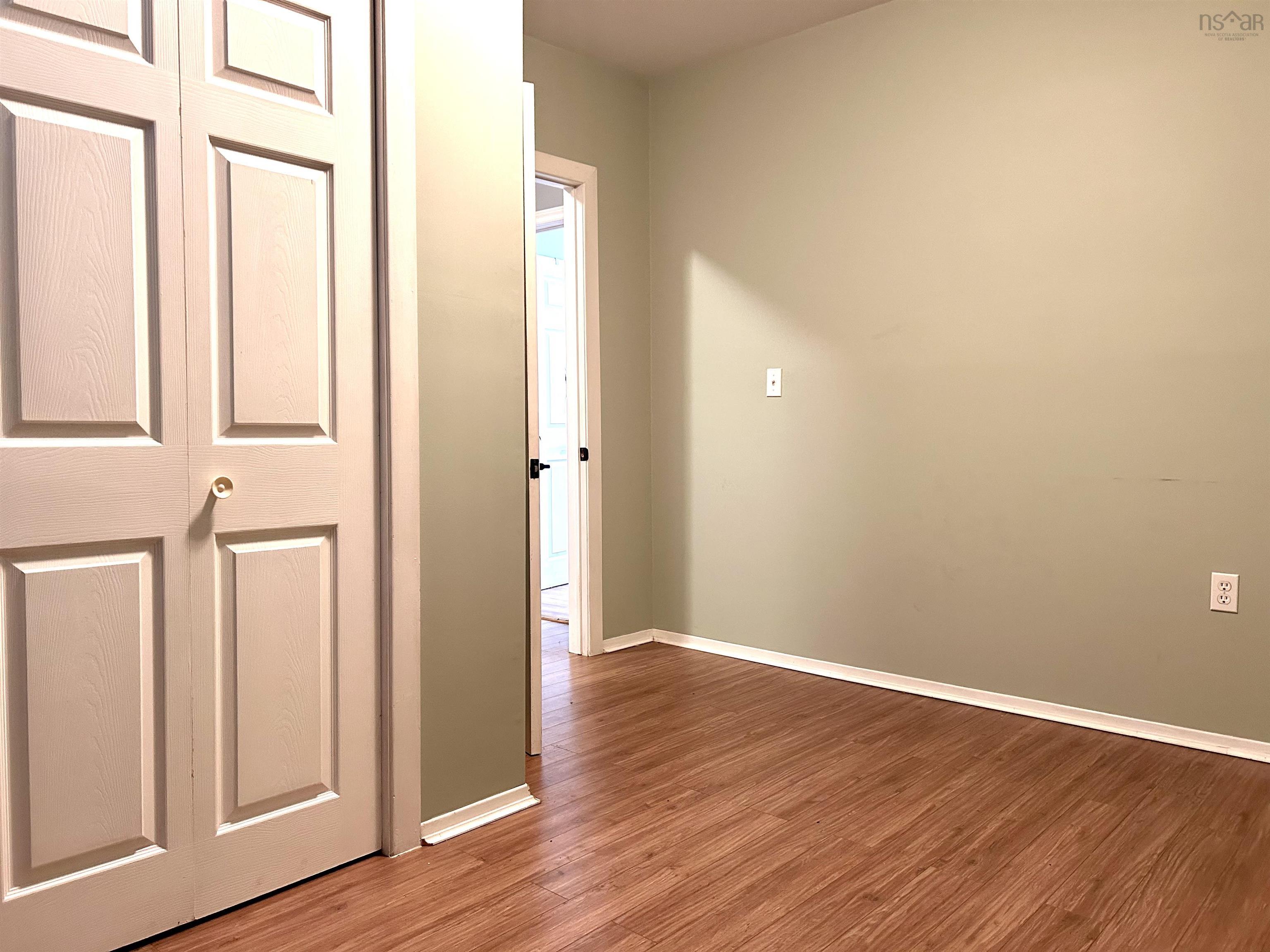 $229,900.00: 194 Main Street, Springhill