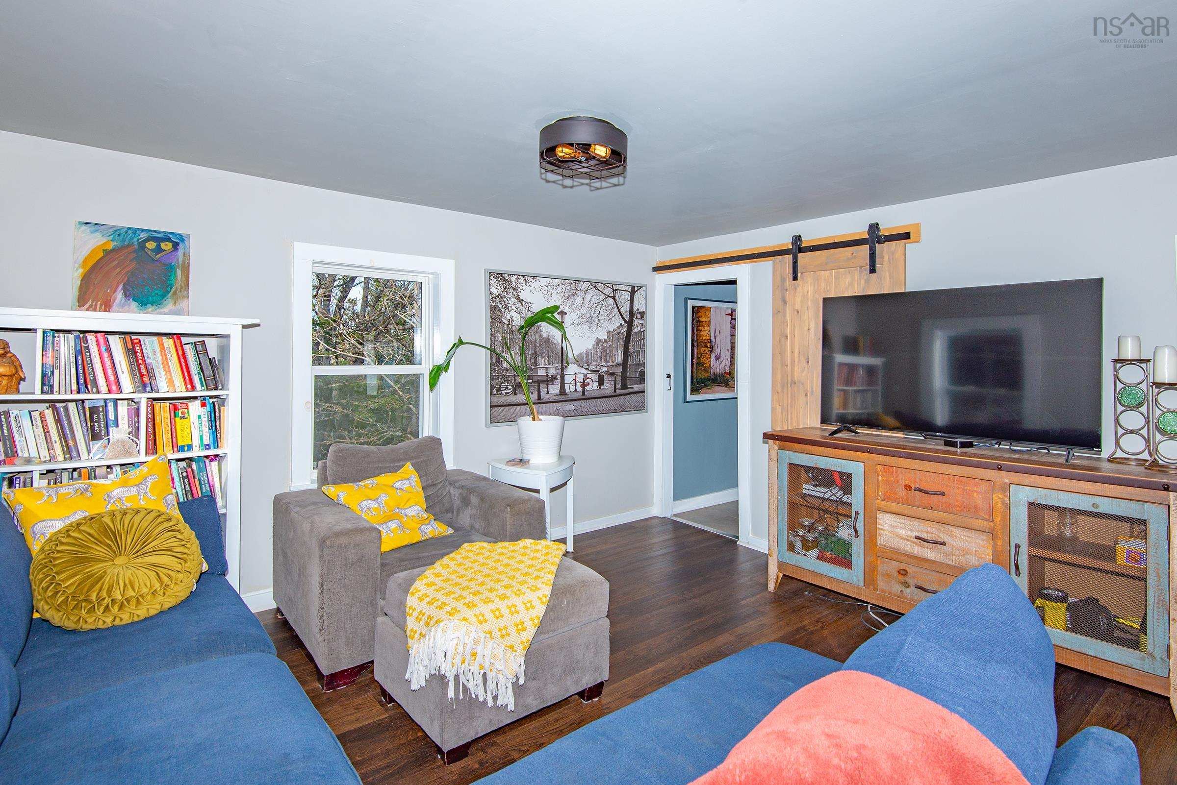 $333,000.00: 5640 Highway 1, Mavillette