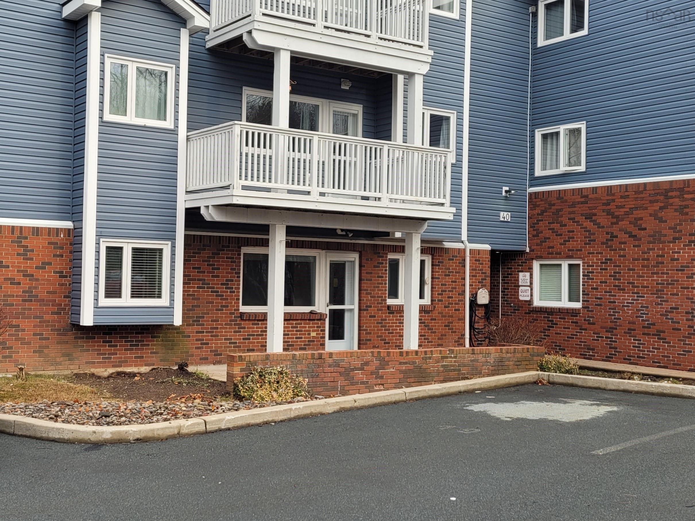 $330,000.00: 105 40 Chelton Woods Lane, Halifax