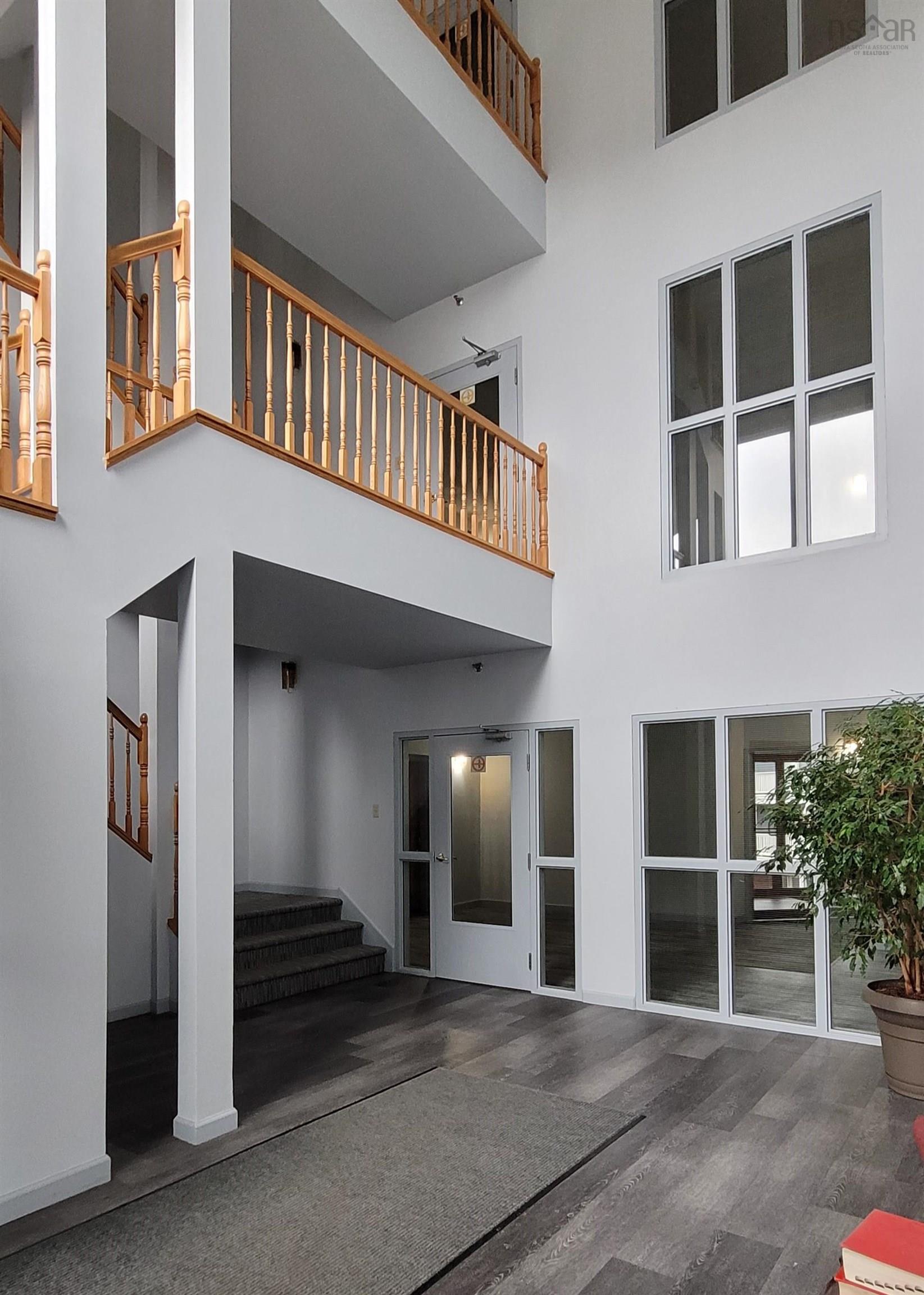 $330,000.00: 105 40 Chelton Woods Lane, Halifax