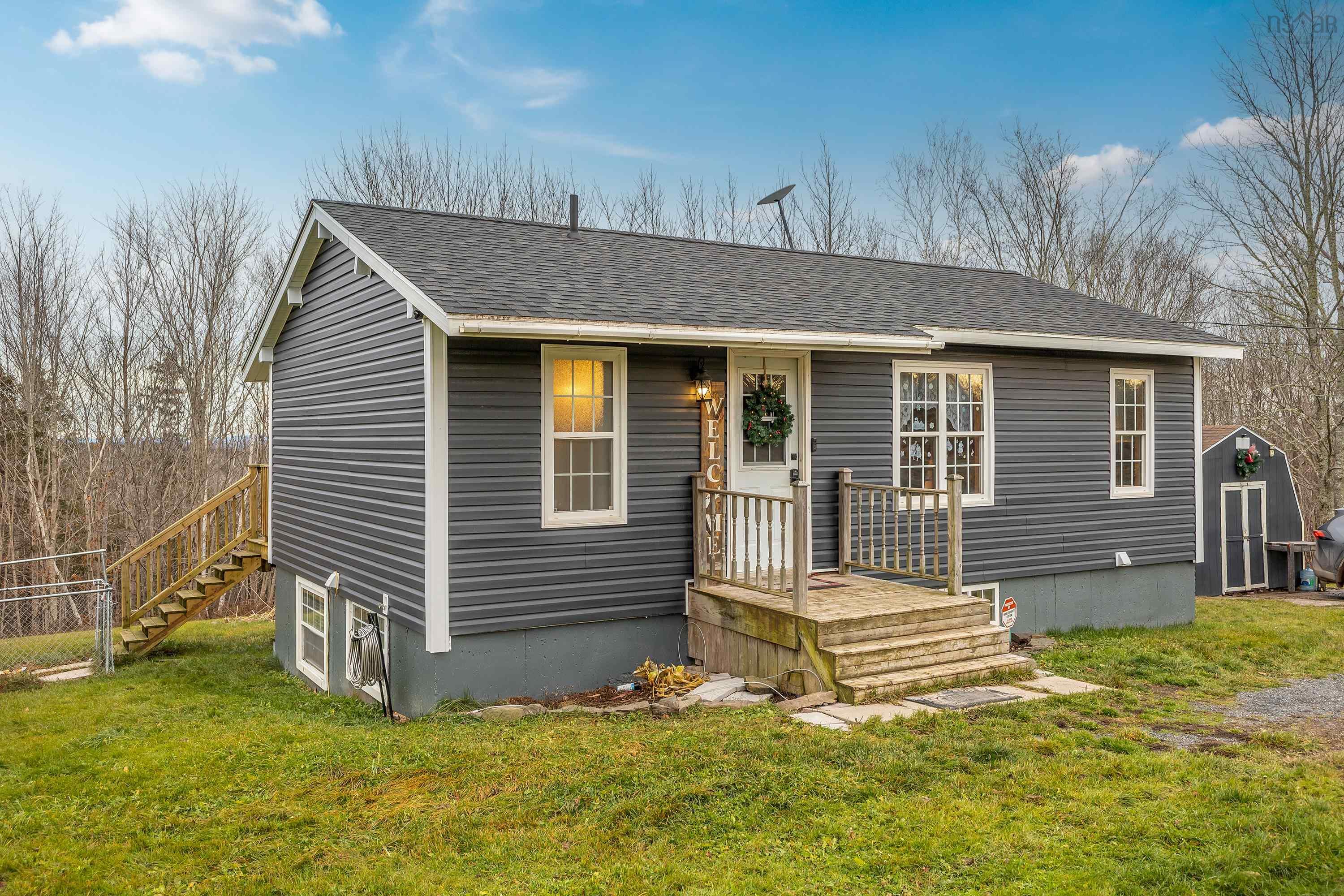 $475,000.00: 214 Limerock Road, Salt Springs