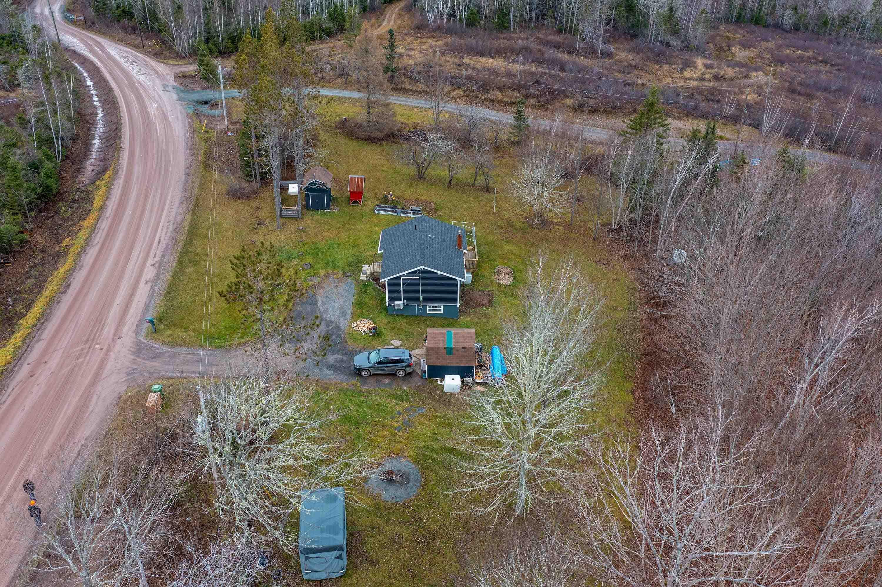 $475,000.00: 214 Limerock Road, Salt Springs