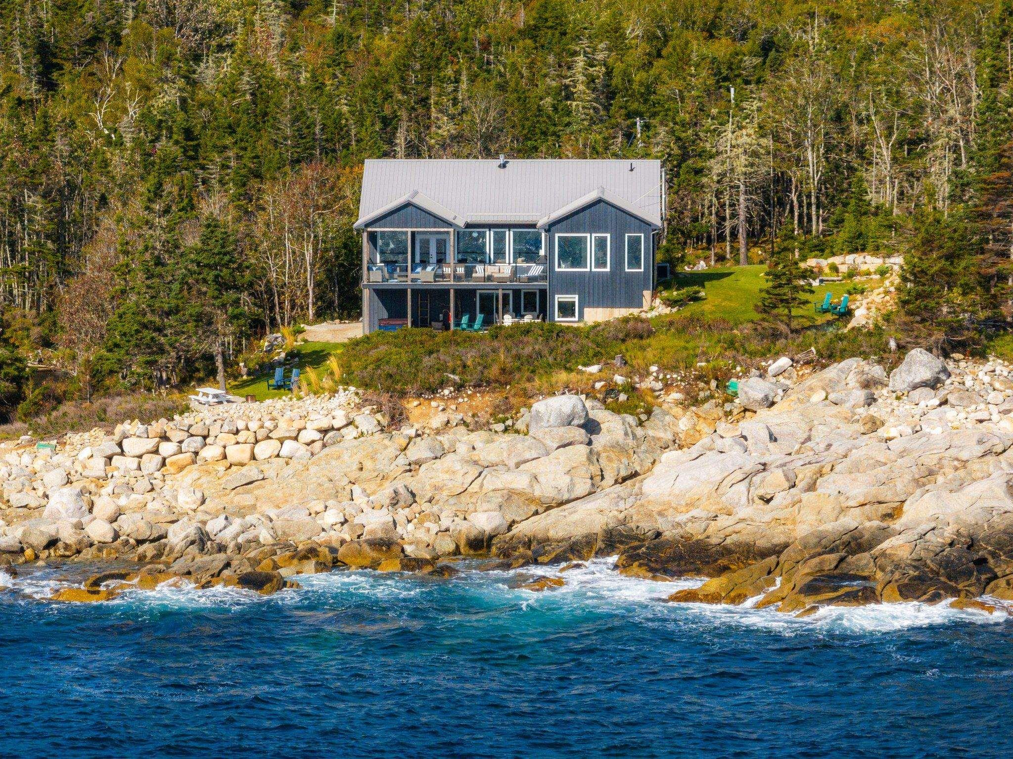 $1,349,000.00: 2 Island Watch Run, Northwest Cove