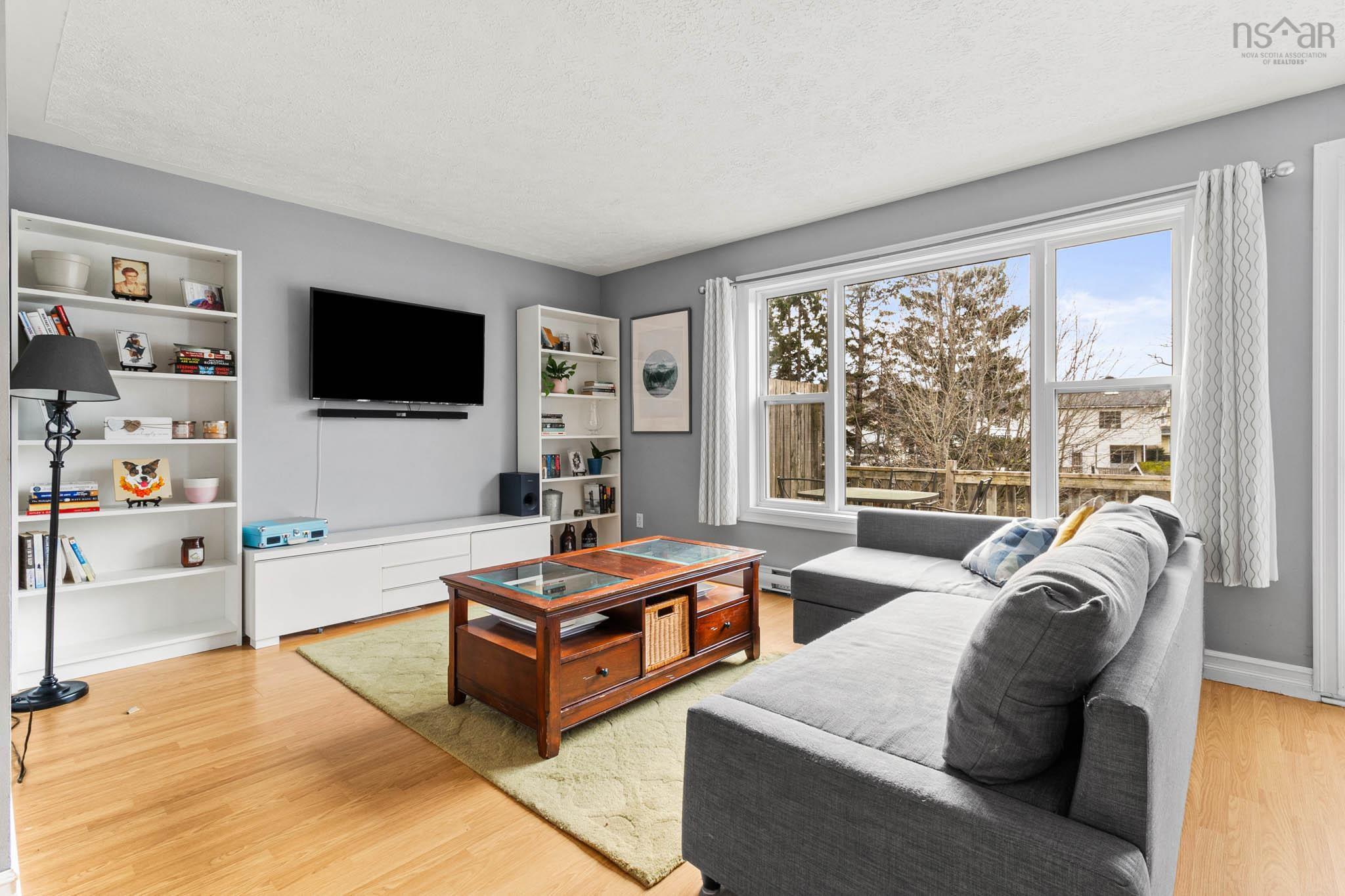 $425,000.00: 6 Nicole Court, Dartmouth