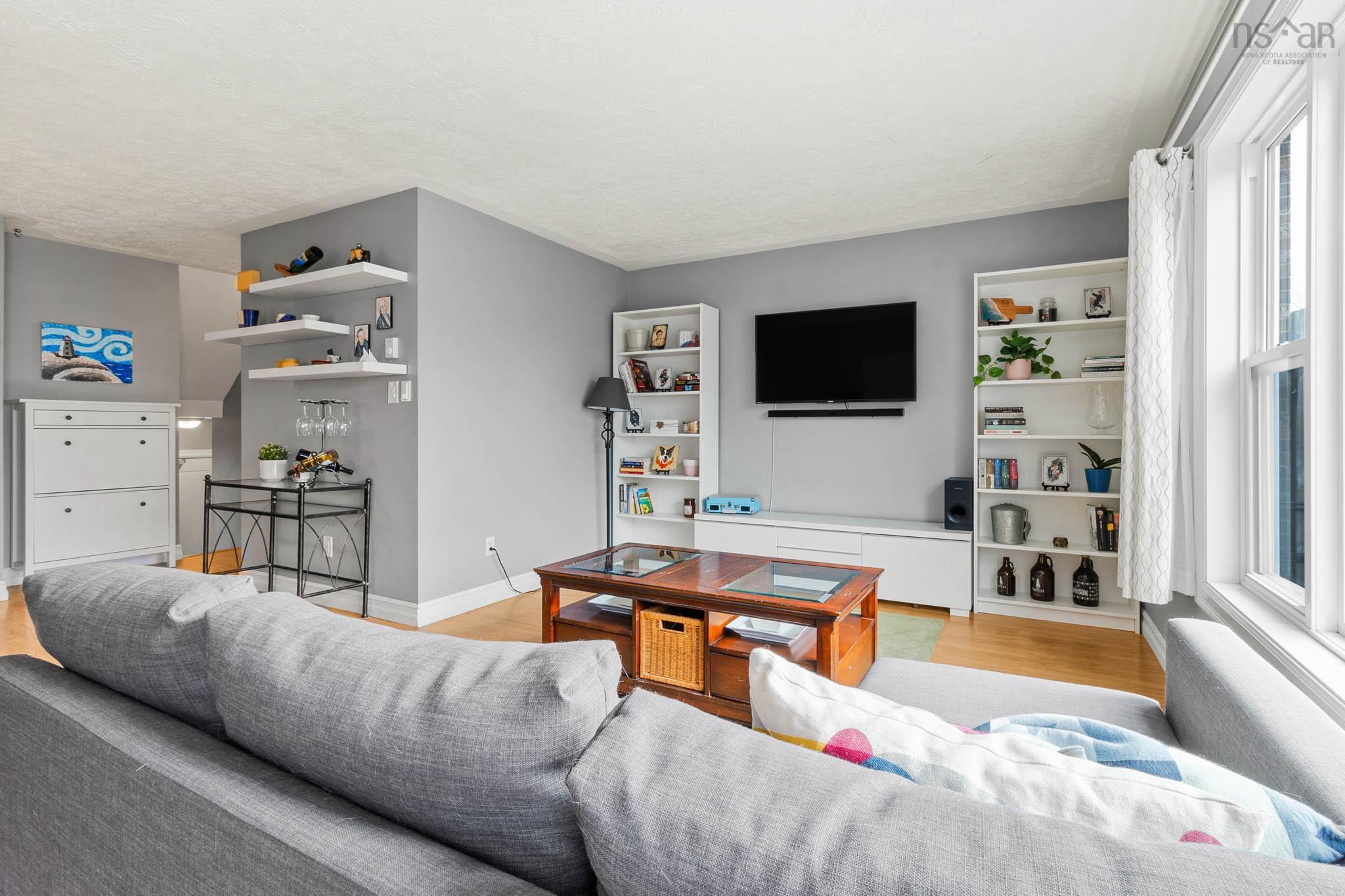 $425,000.00: 6 Nicole Court, Dartmouth
