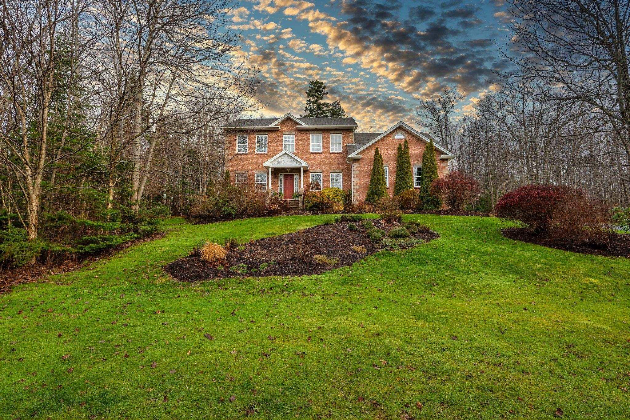 $949,000.00: 209 Glen Arbour Way, Hammonds Plains