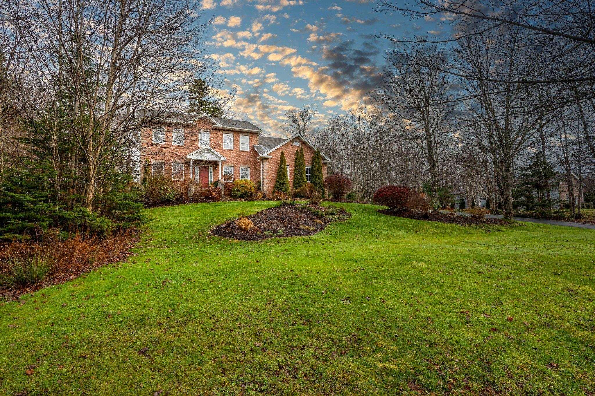 $949,000.00: 209 Glen Arbour Way, Hammonds Plains