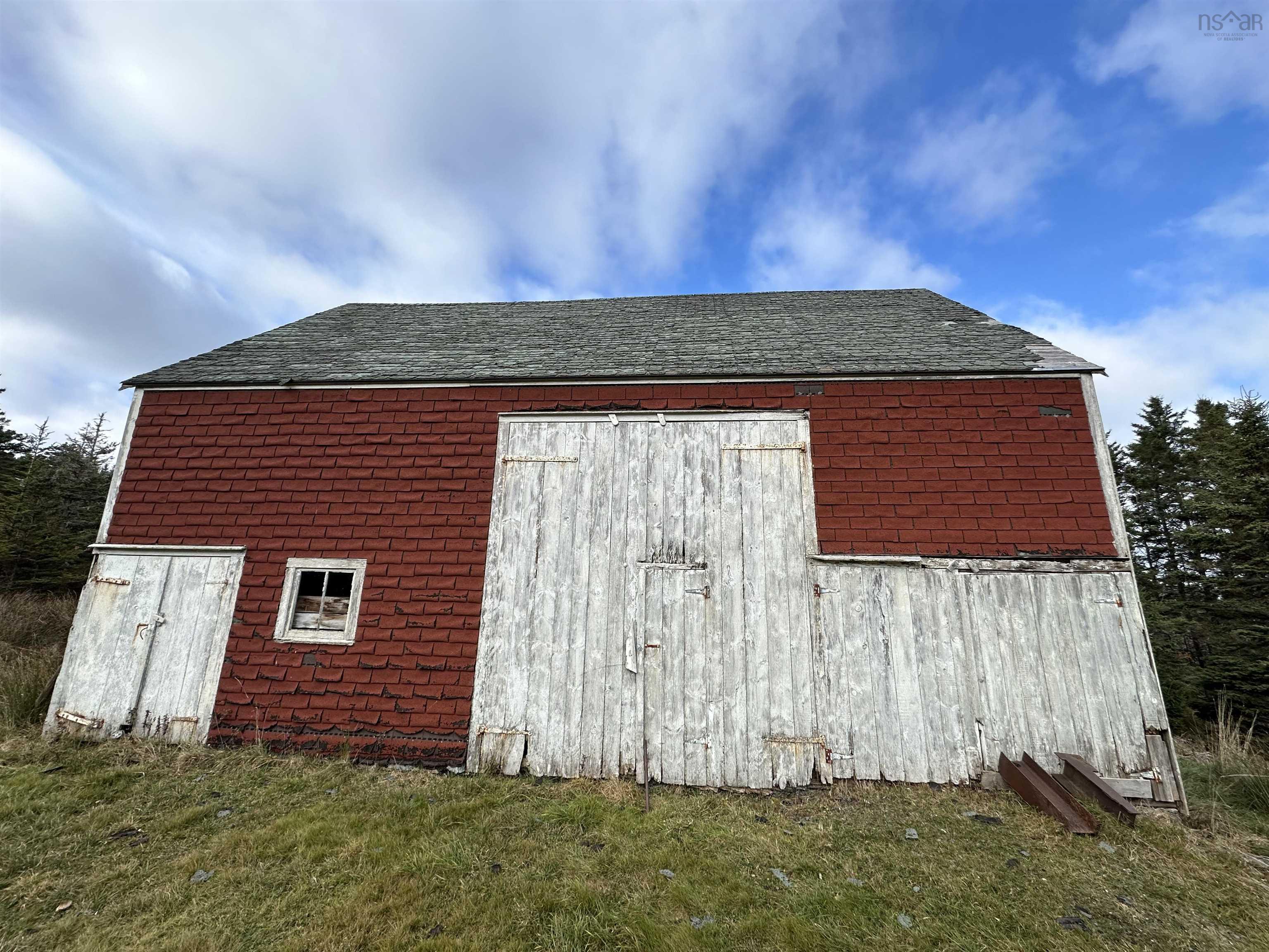 $299,900.00: 183 Big Tancook Island Road, Big Tancook Island